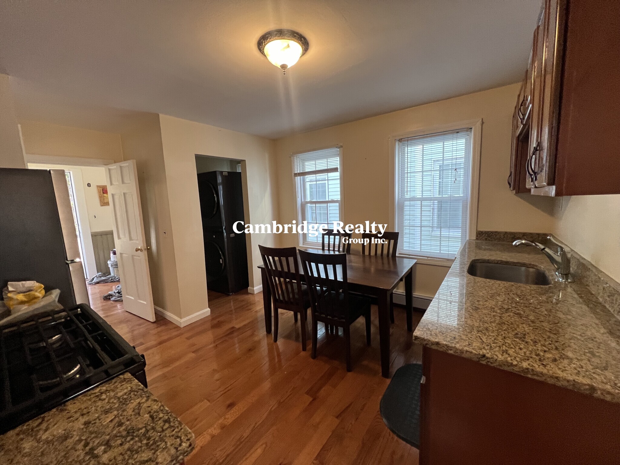 24 Glendale Ave, Teele Square