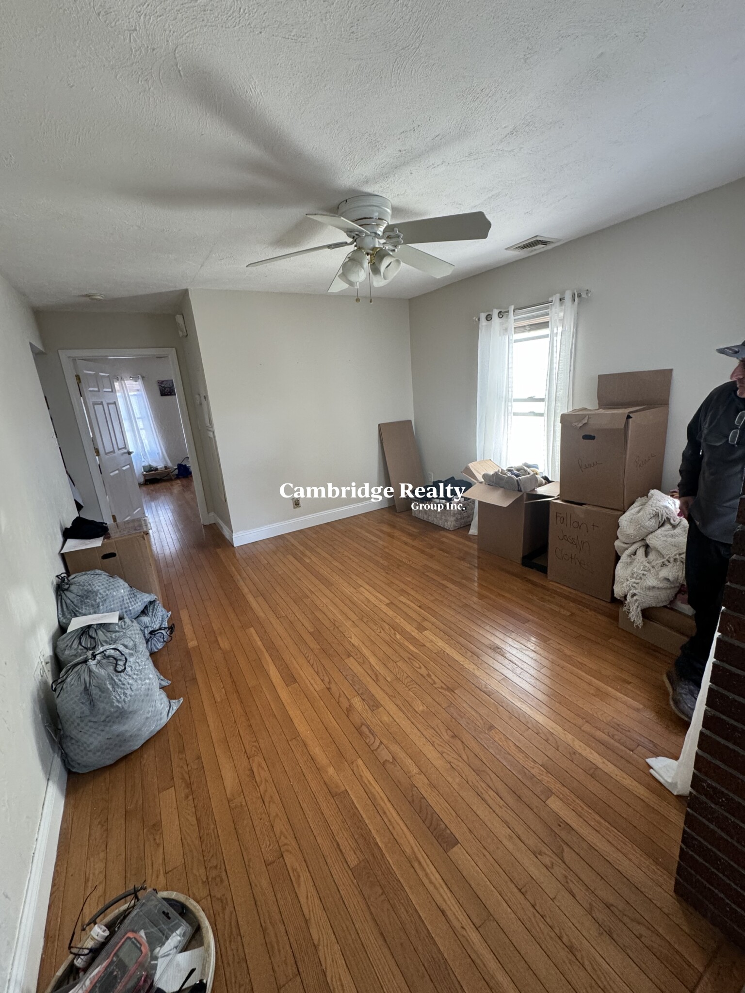 32 Otis St, East Somerville