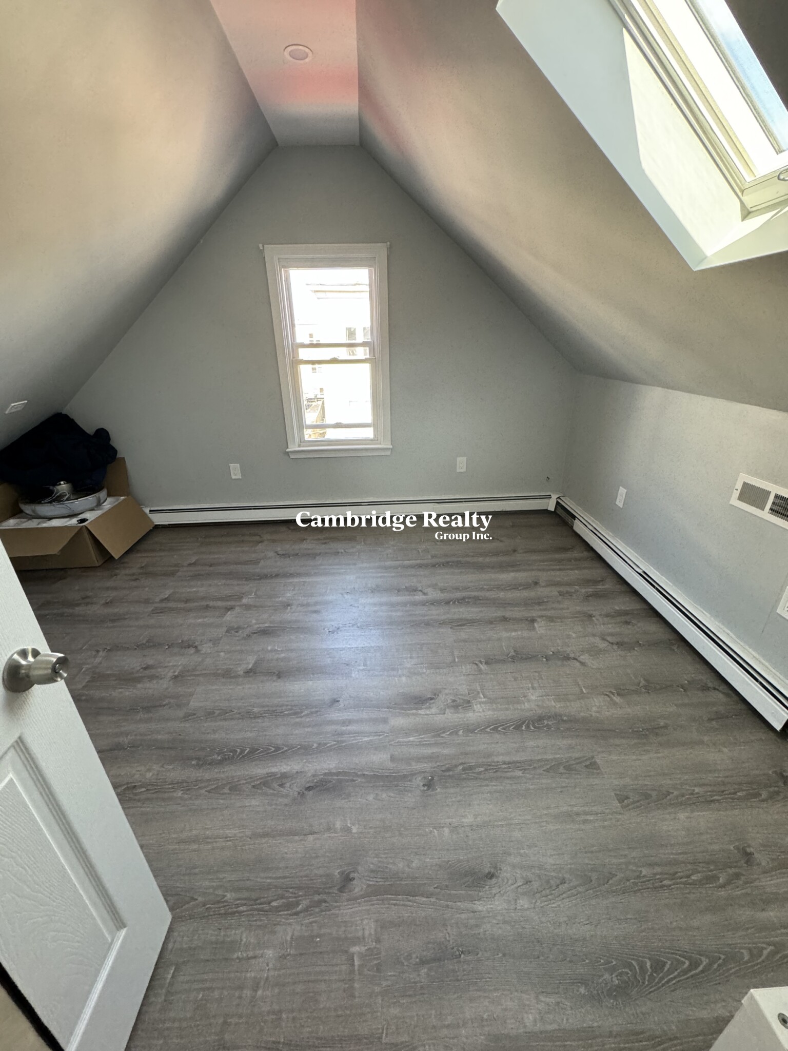 32 Otis St, East Somerville