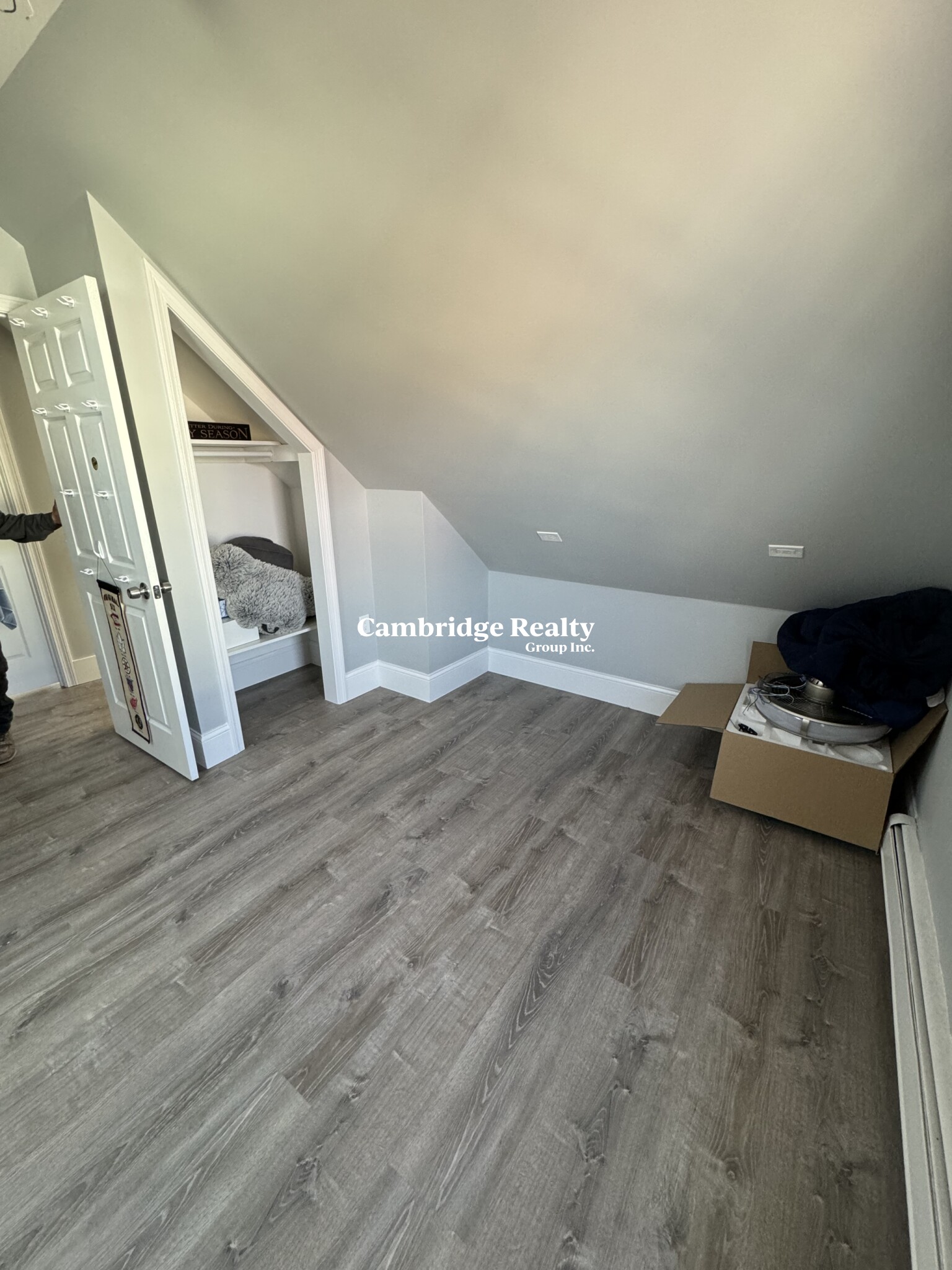 32 Otis St, East Somerville