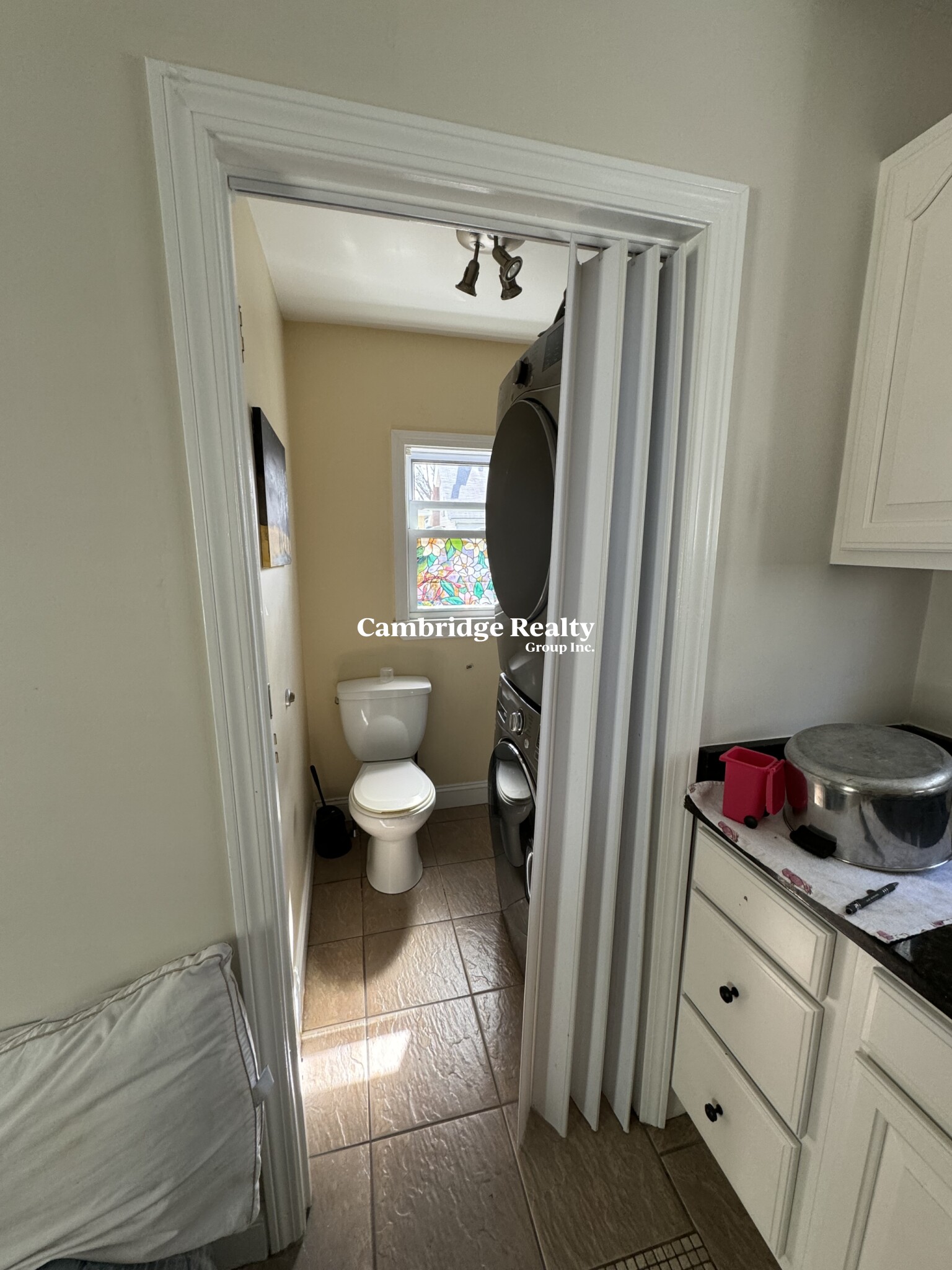 32 Otis St, East Somerville