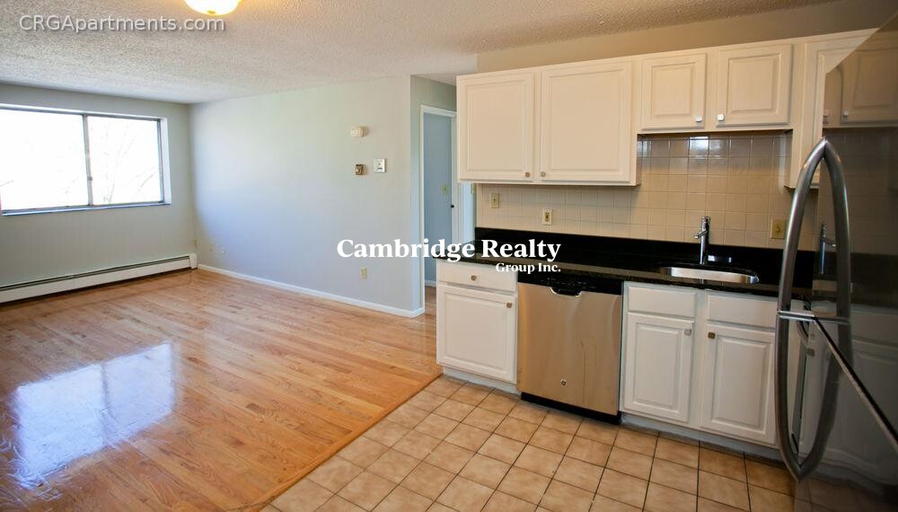 14 Murdock St, Powder House Square