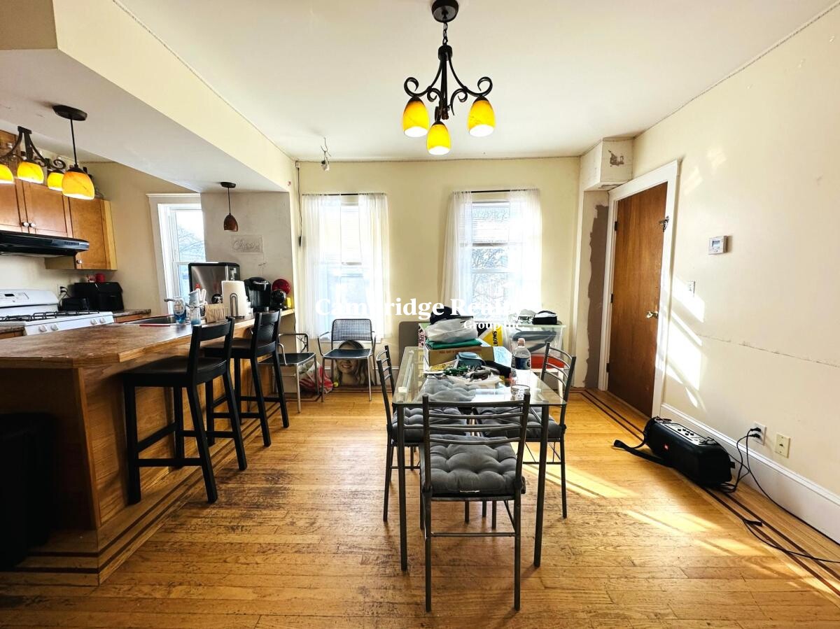 28 Cherry St, Spring Hill