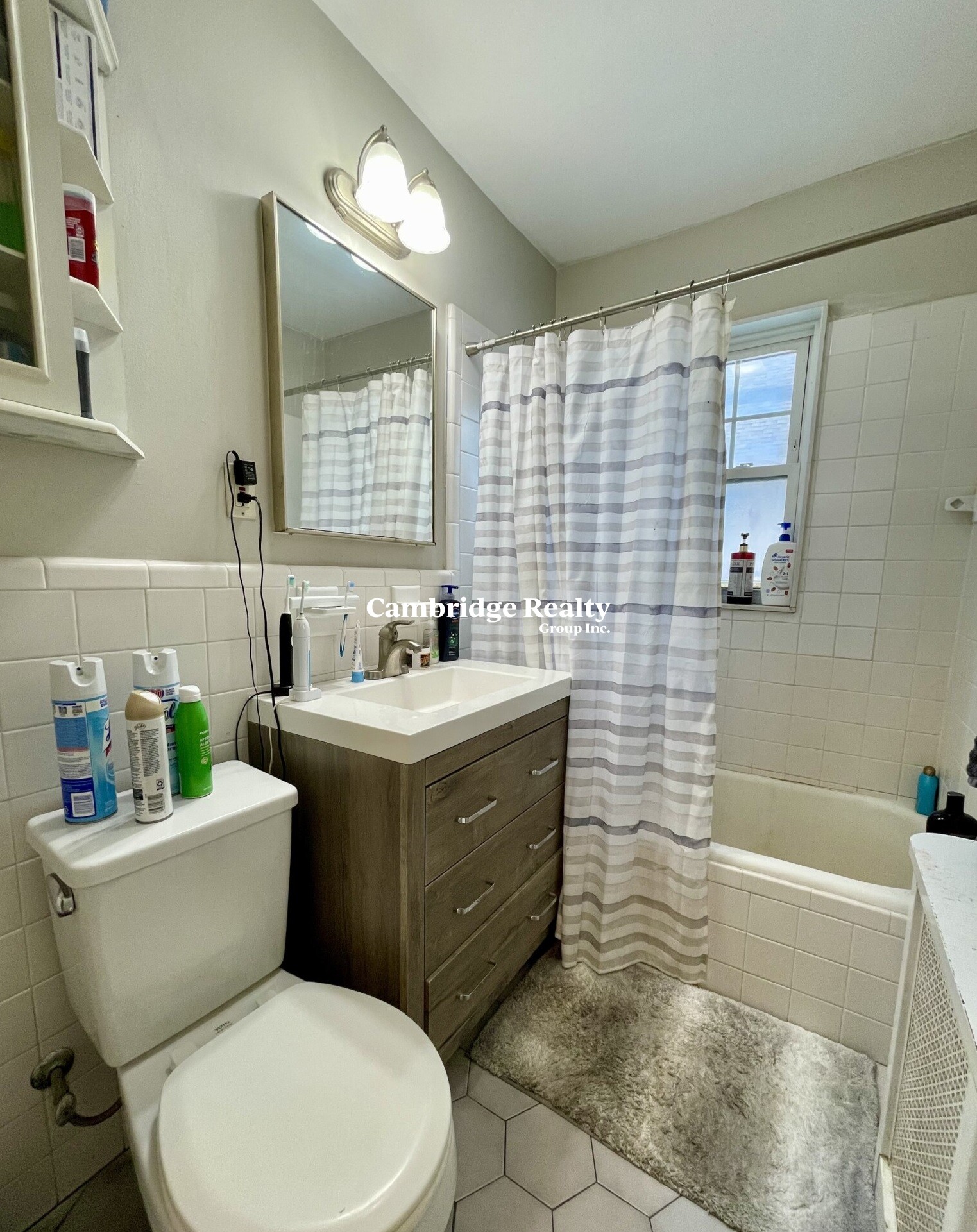 896 Fellsway, Medford