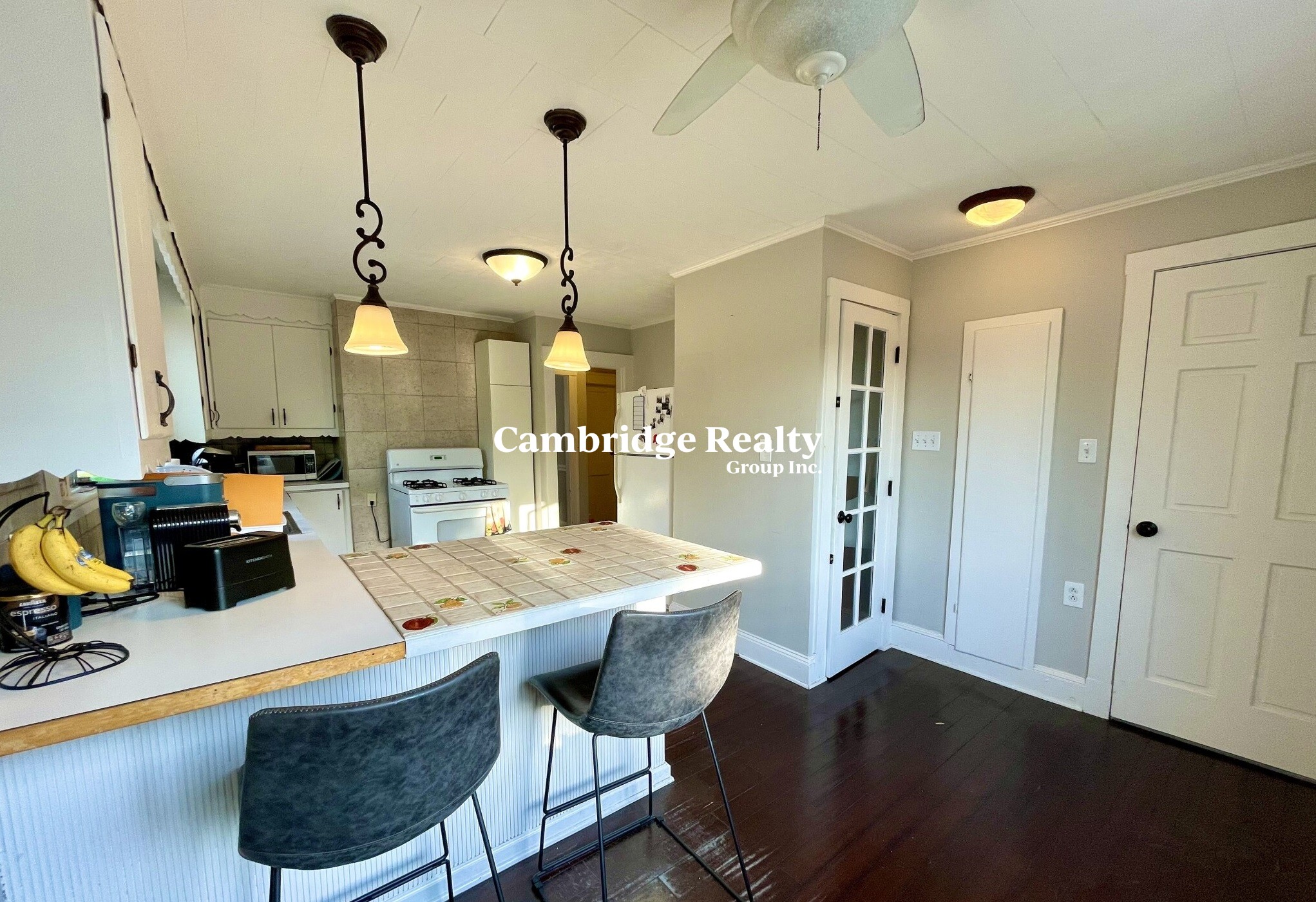 896 Fellsway, Medford