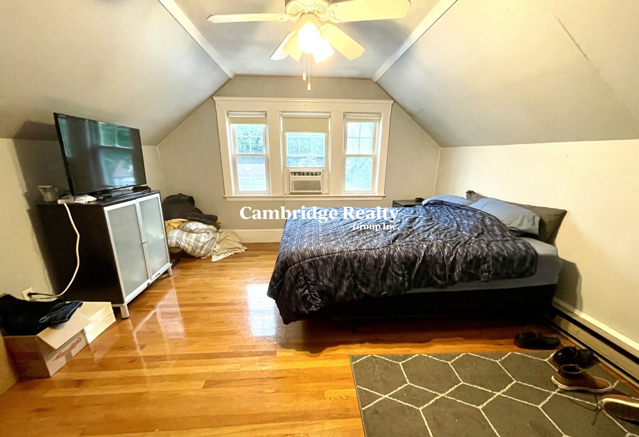 896 Fellsway, Medford