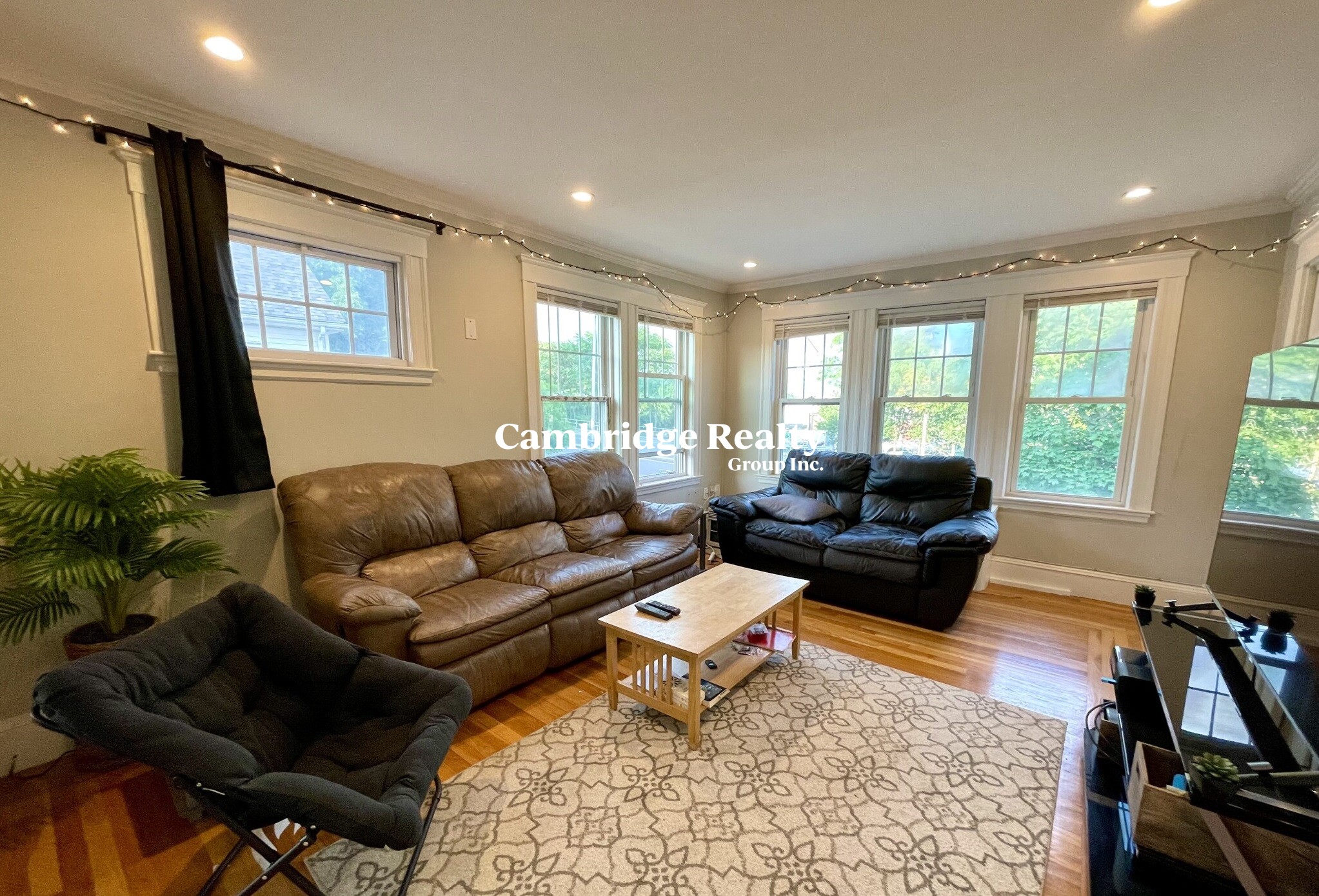 896 Fellsway, Medford