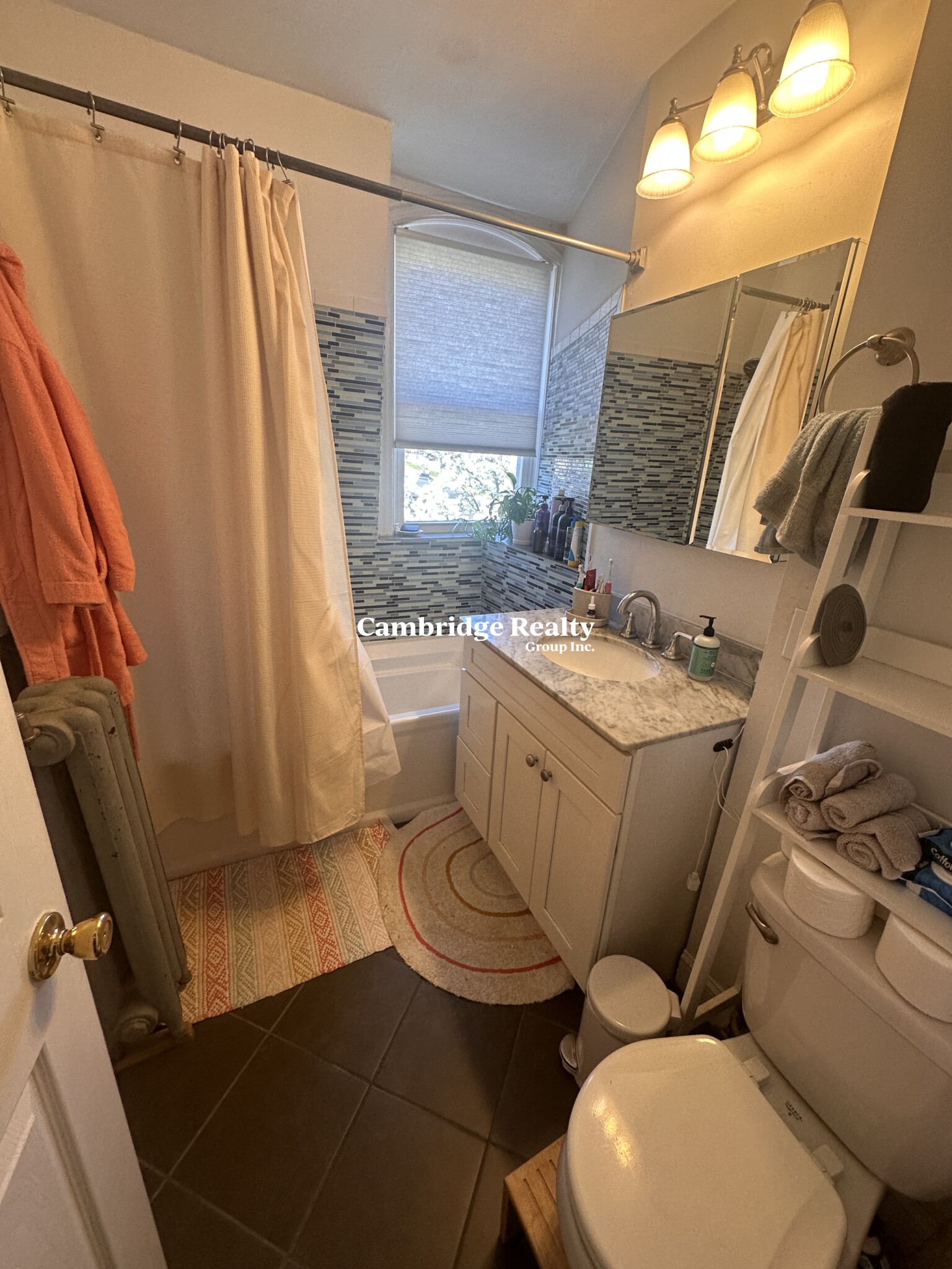 358 Broadway, Winter Hill