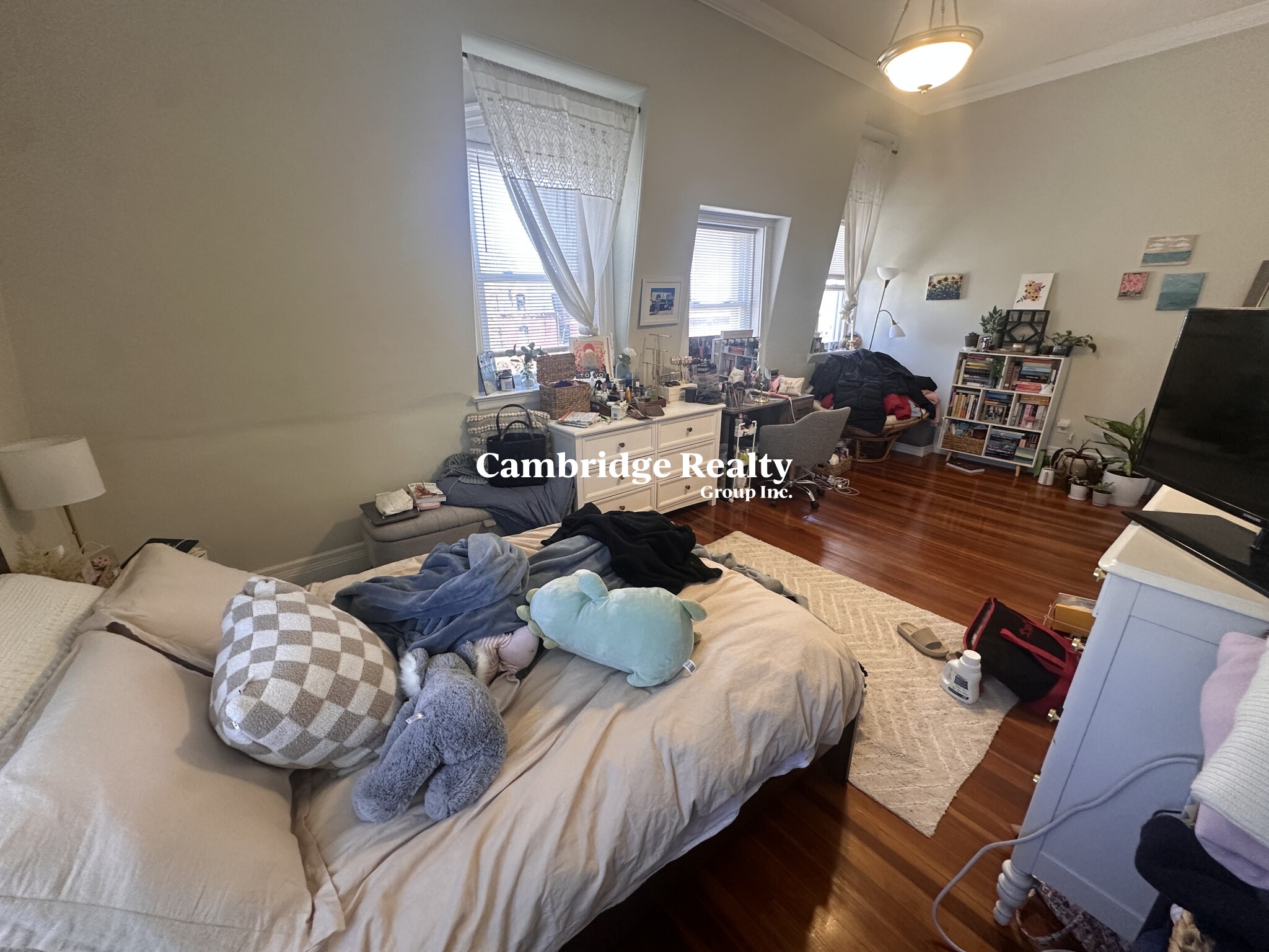 358 Broadway, Winter Hill