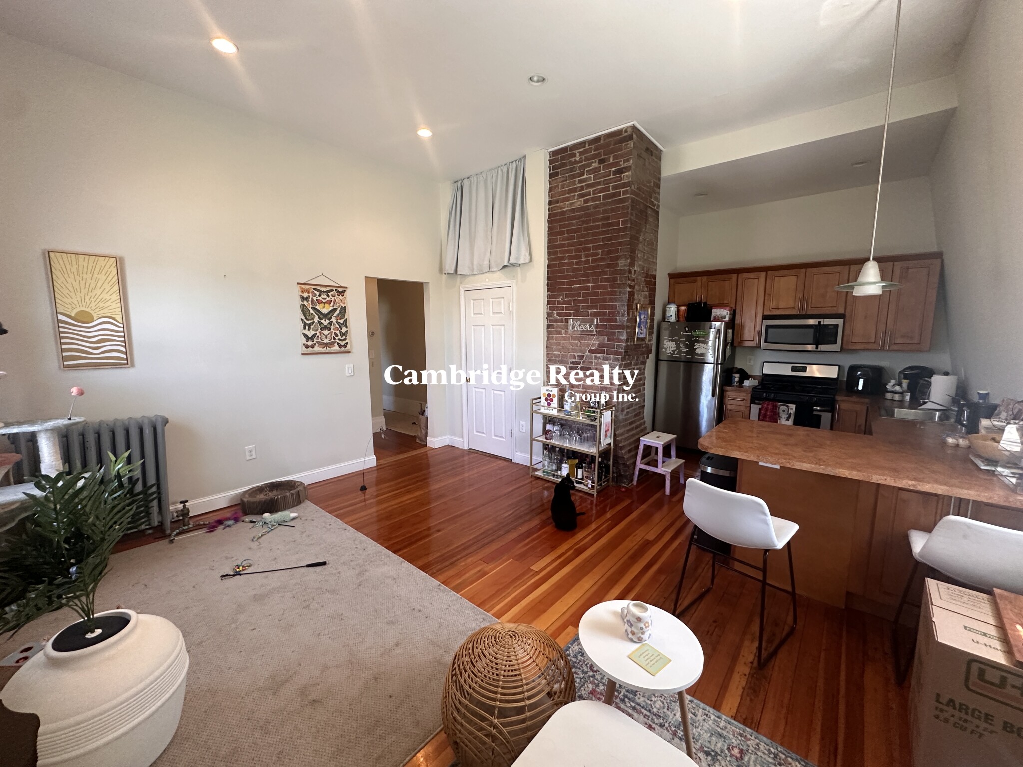 358 Broadway, Winter Hill