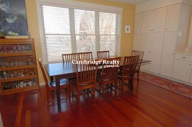 6 Cottage Ave, Davis Square