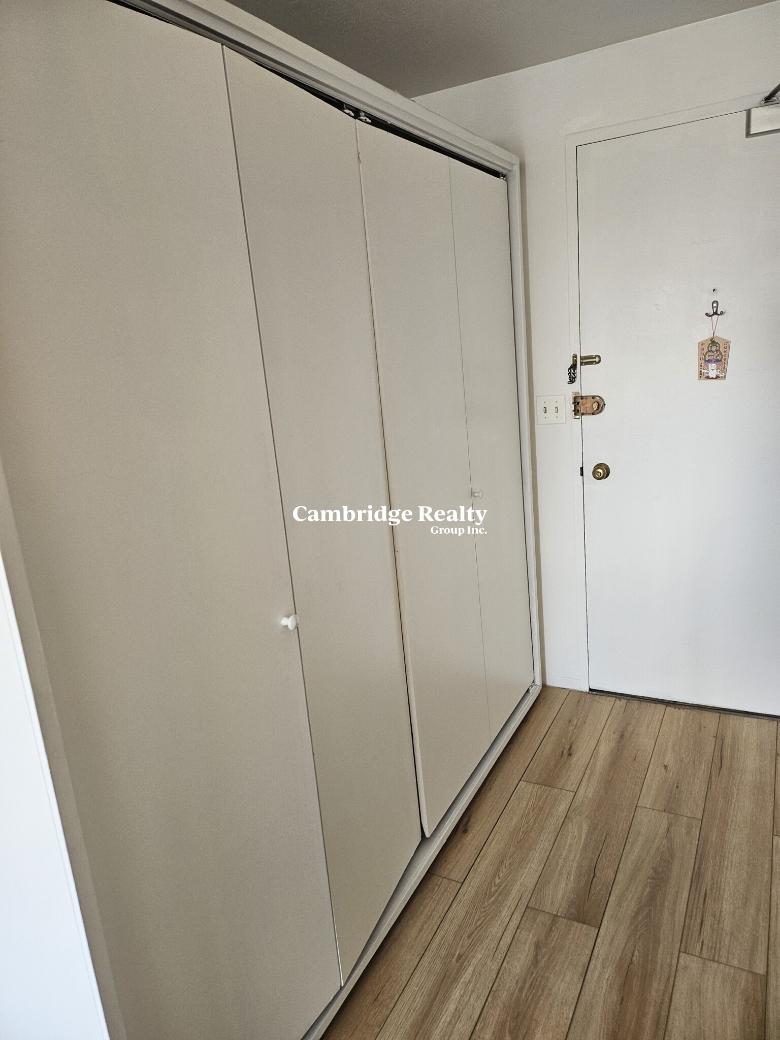 29 Concord Ave, Neighborhood Nine