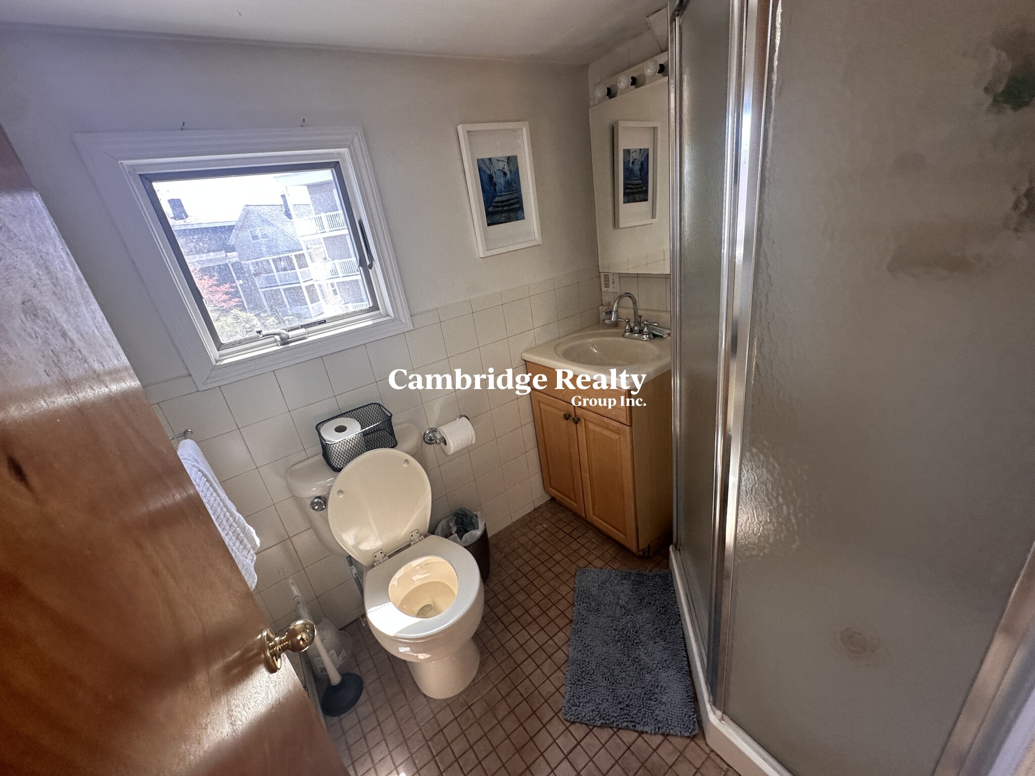 8 Wyatt Circle, Ward Two