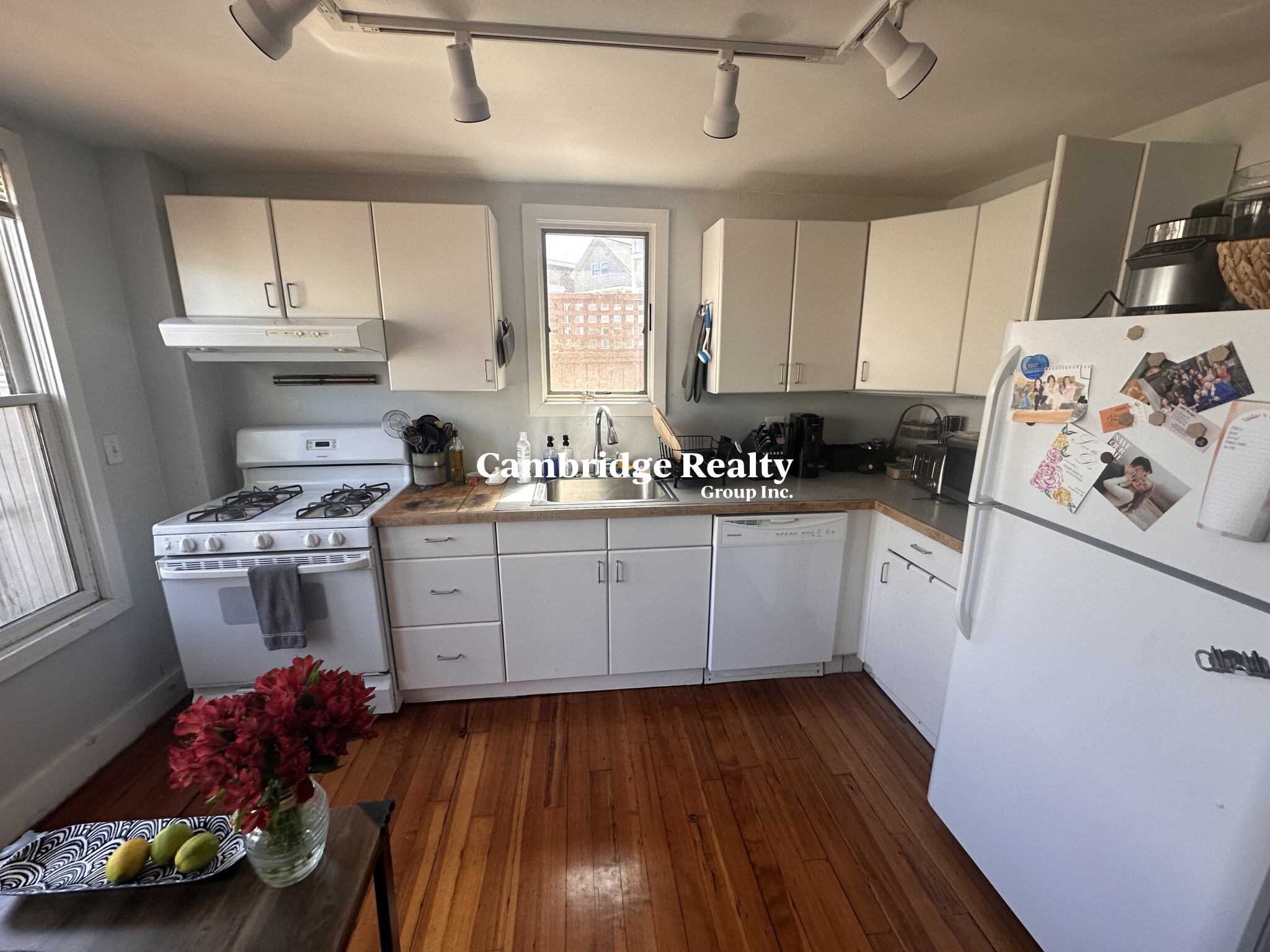 8 Wyatt Circle, Ward Two