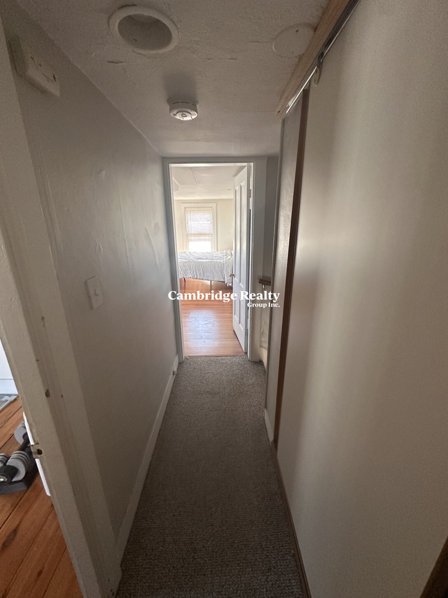 8 Wyatt Circle, Ward Two