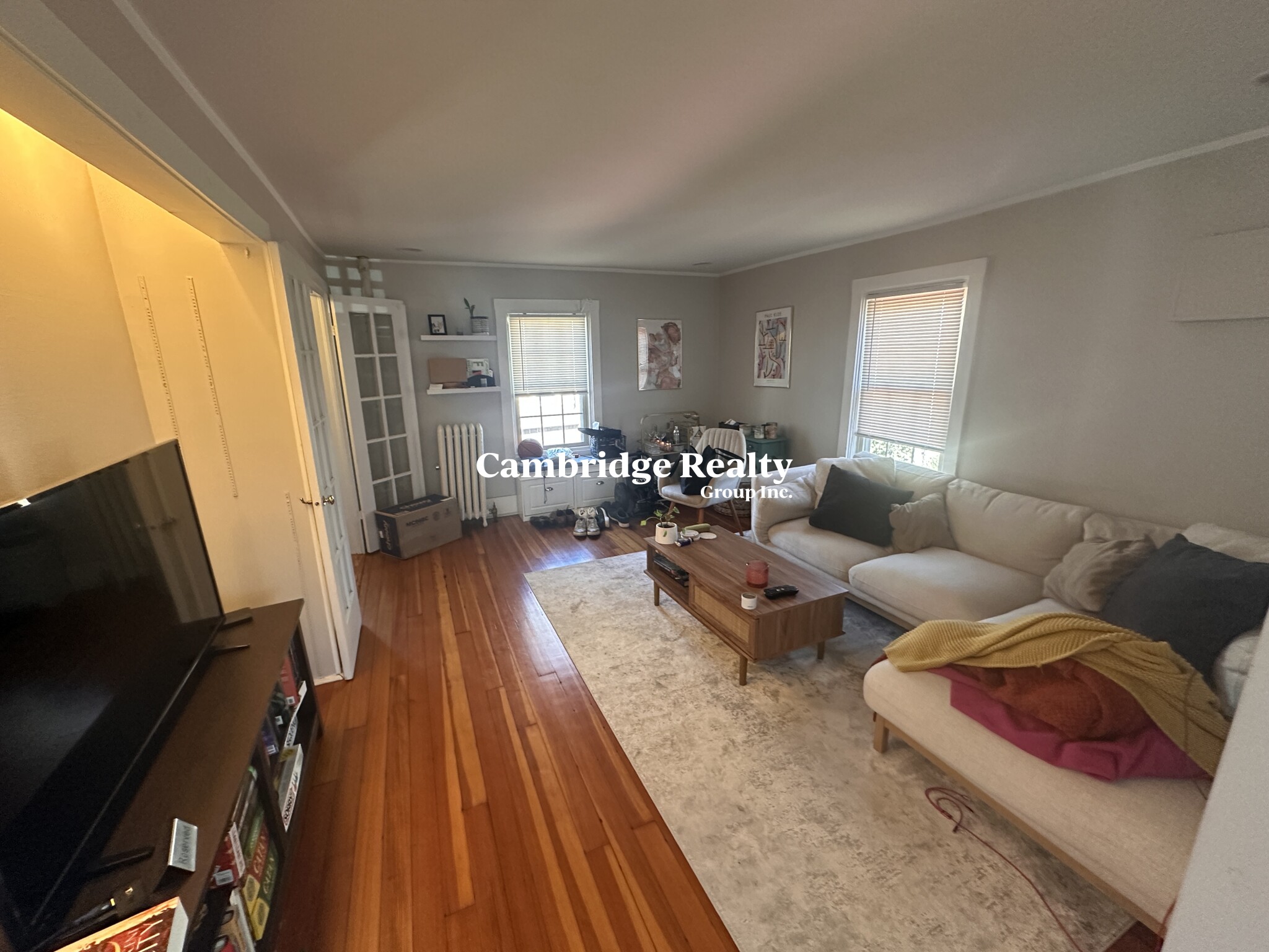 8 Wyatt Circle, Ward Two