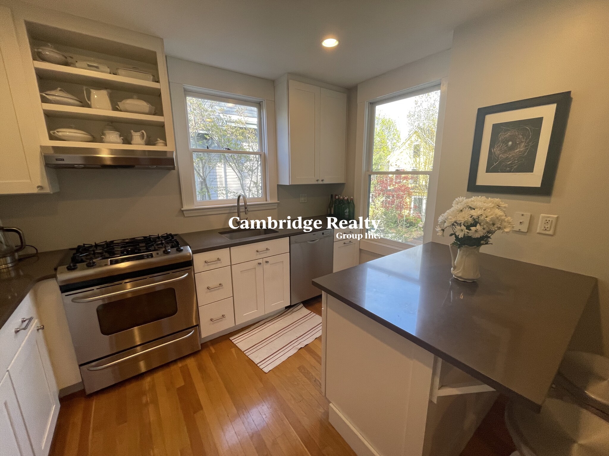 5 Clinton St, Mid-Cambridge