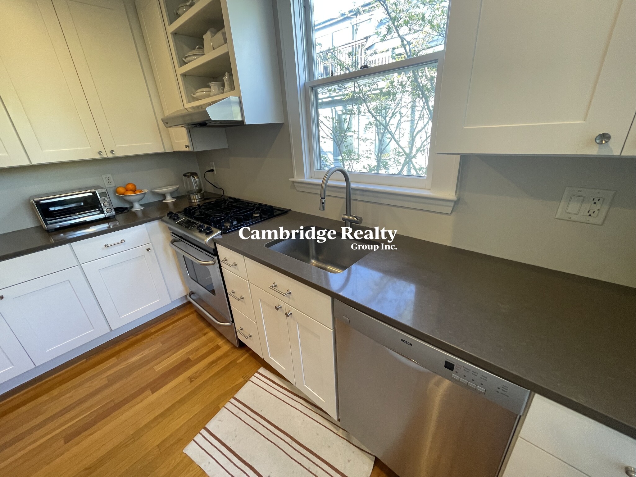 5 Clinton St, Mid-Cambridge