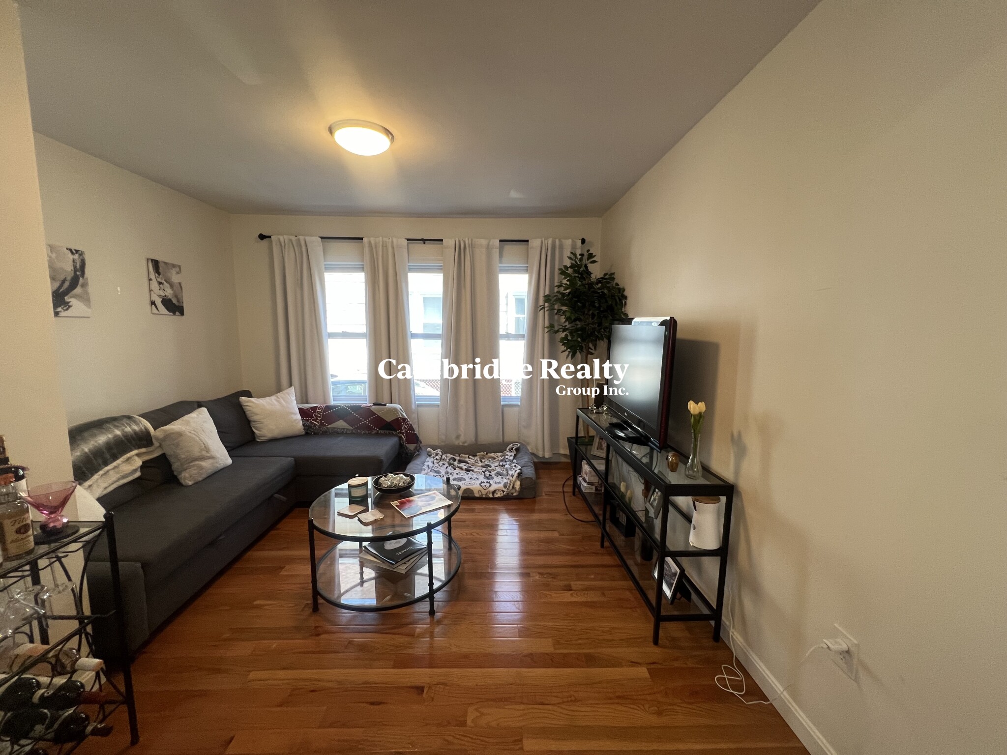 50 Raymond Ave, West Somerville