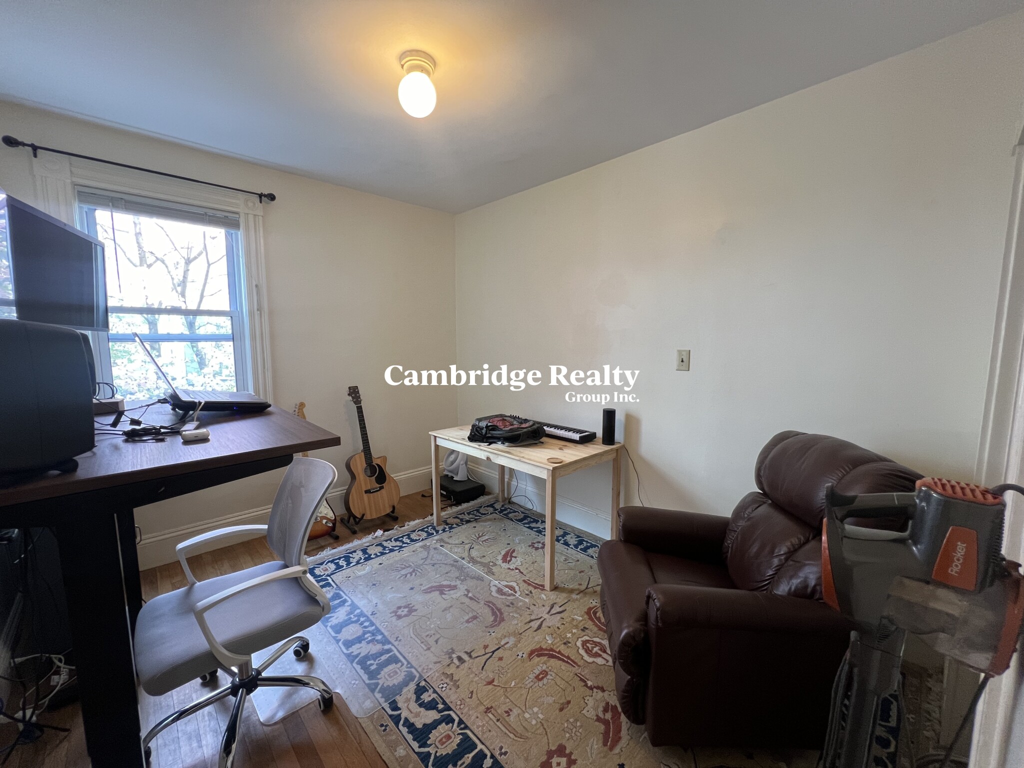 16 Lesley Ave, Powder House Square