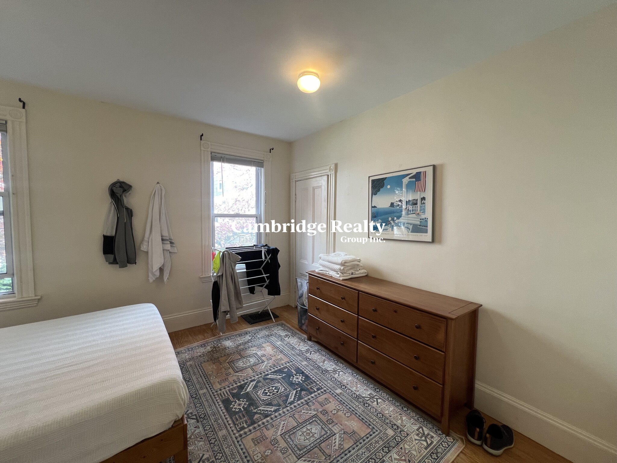 16 Lesley Ave, Powder House Square