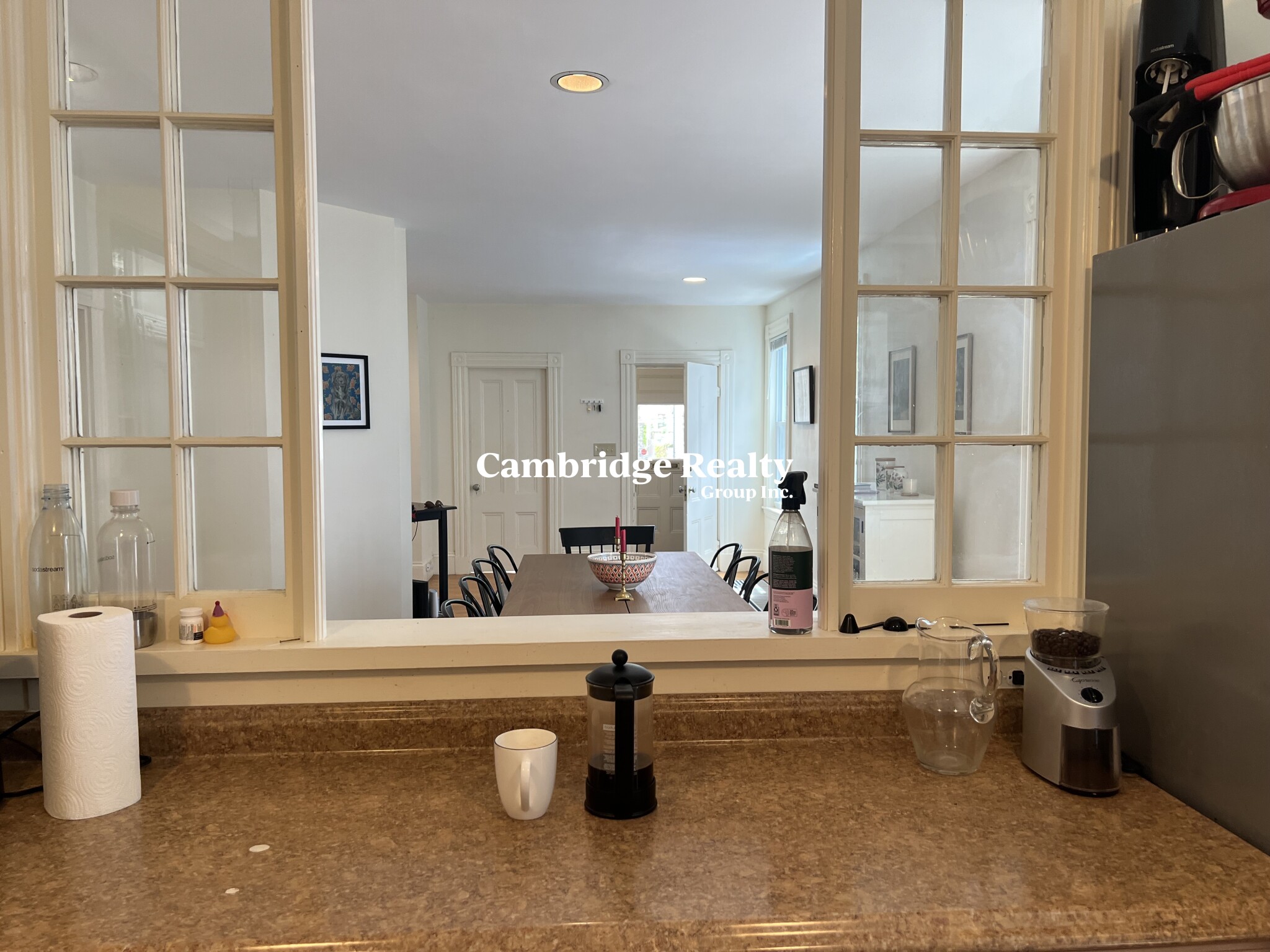 16 Lesley Ave, Powder House Square