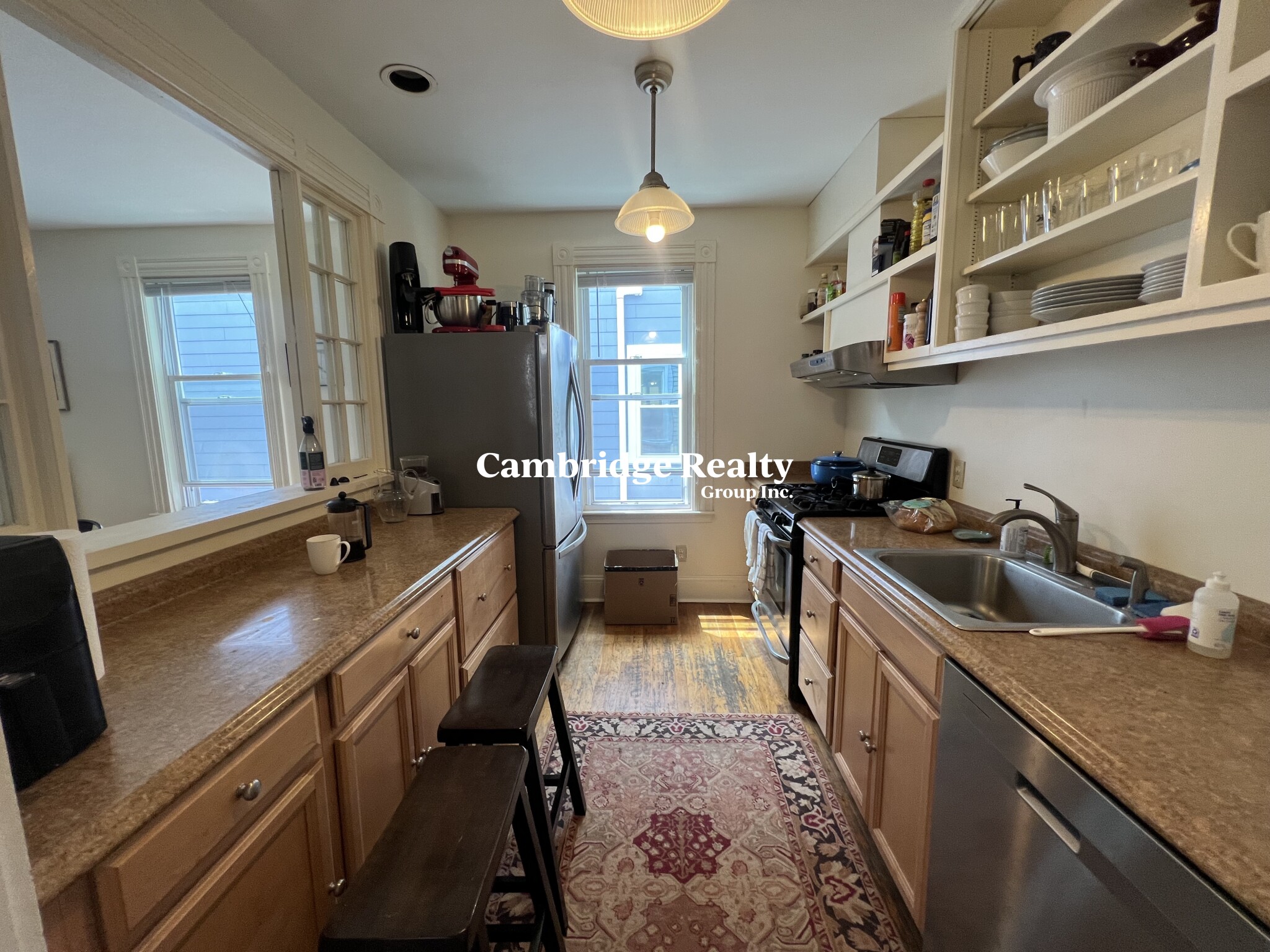 16 Lesley Ave, Powder House Square