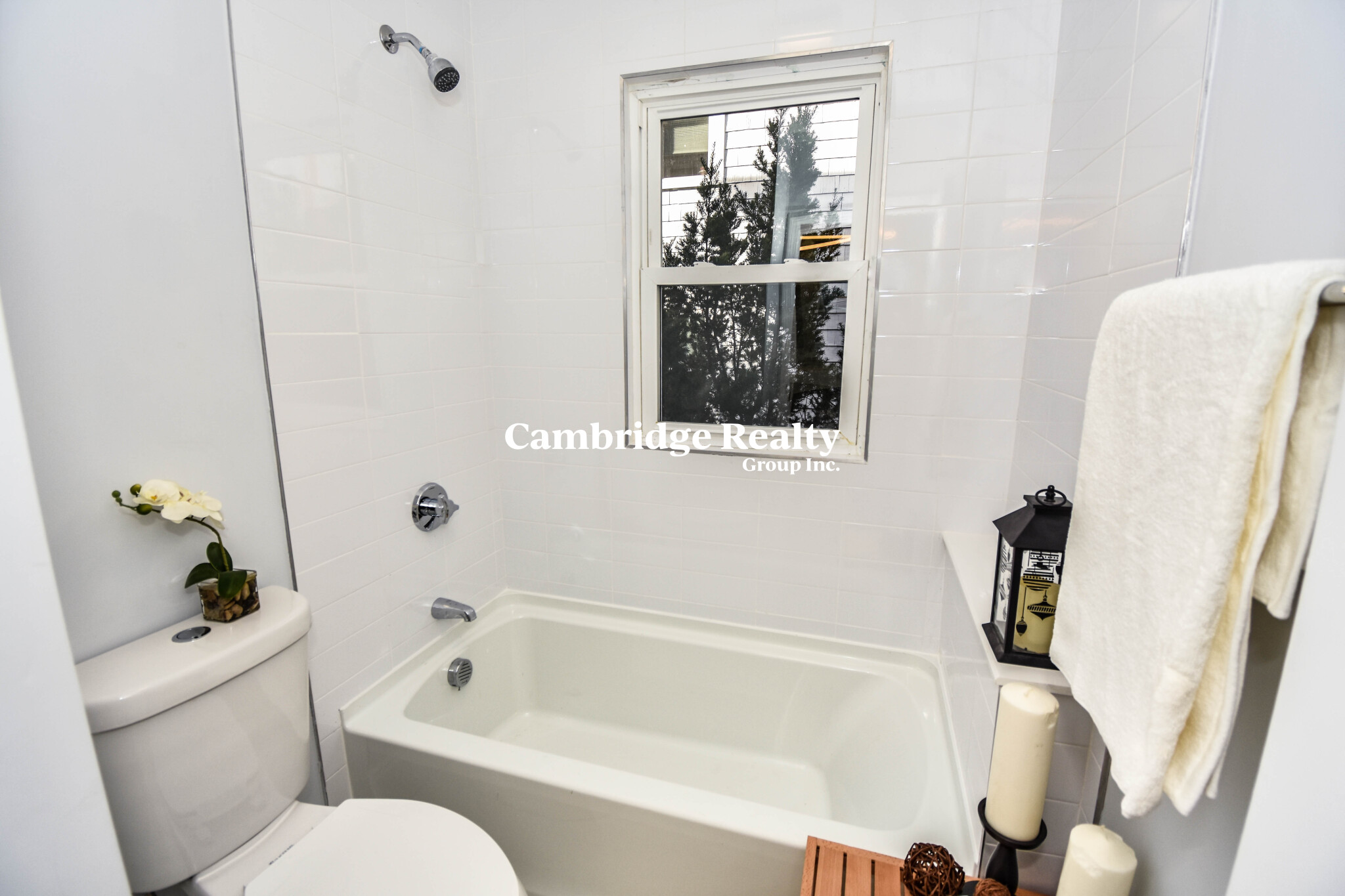 27 Wood St, Neighborhood Nine