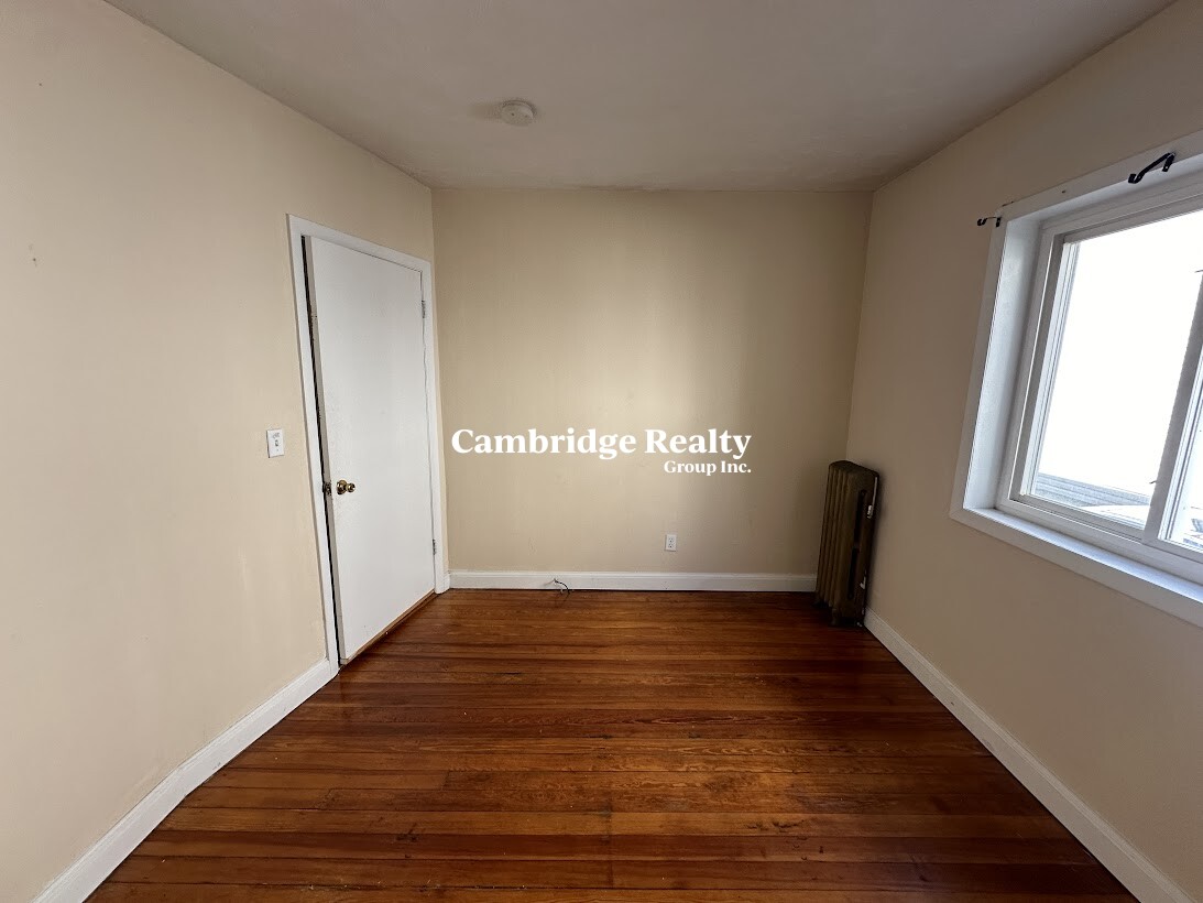 227 Boston Ave, Medford