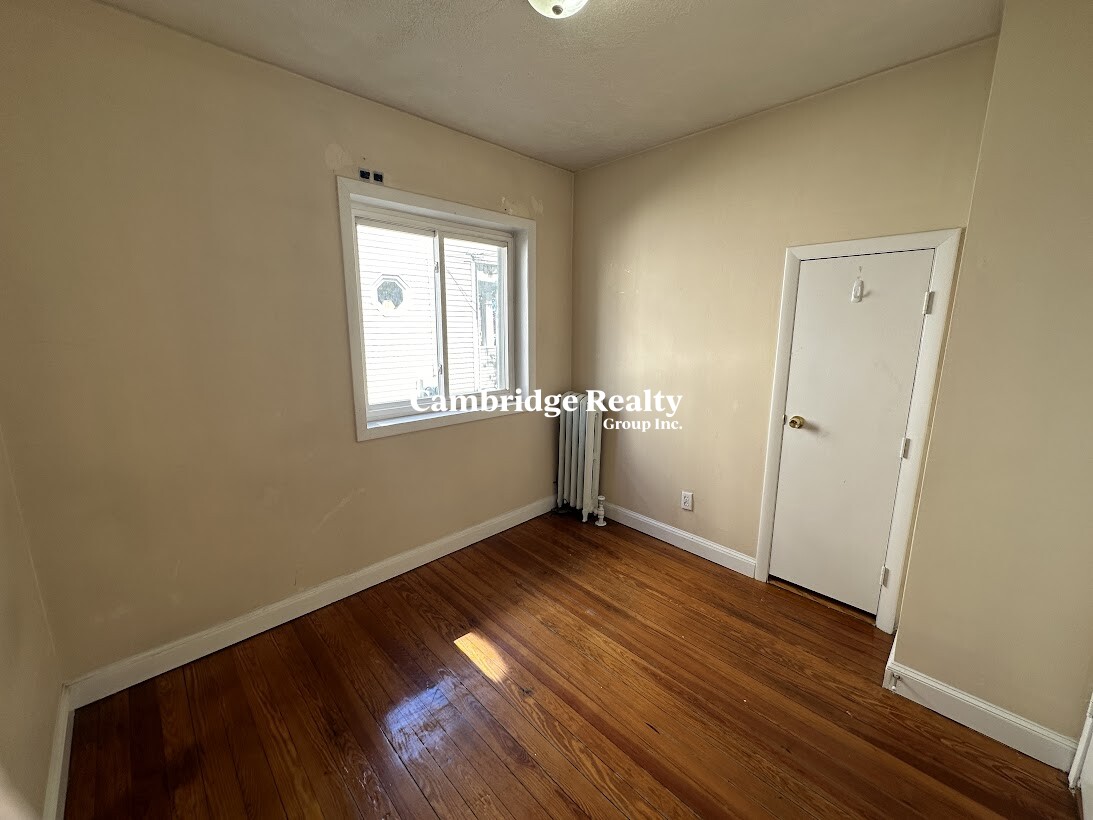 227 Boston Ave, Medford