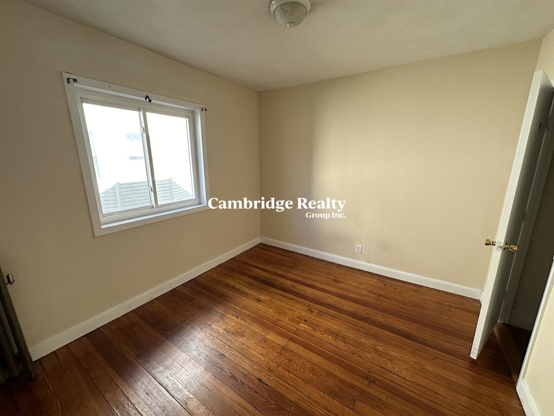 227 Boston Ave, Medford