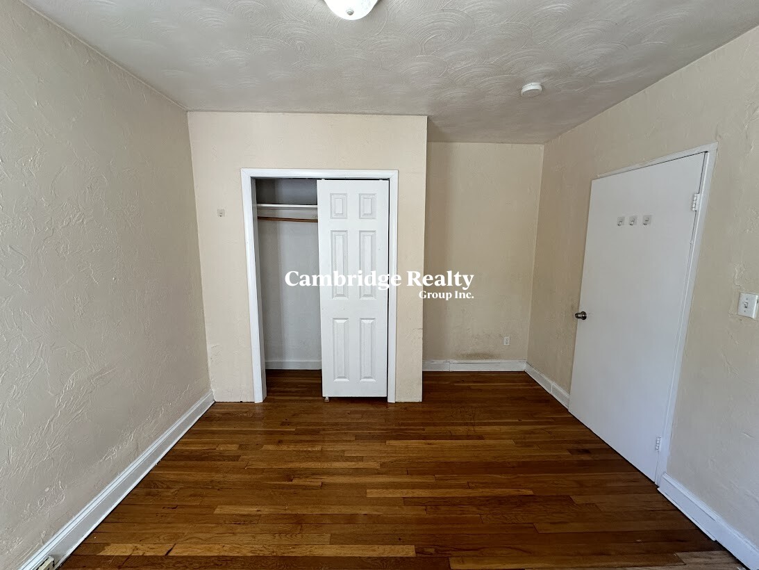 227 Boston Ave, Medford