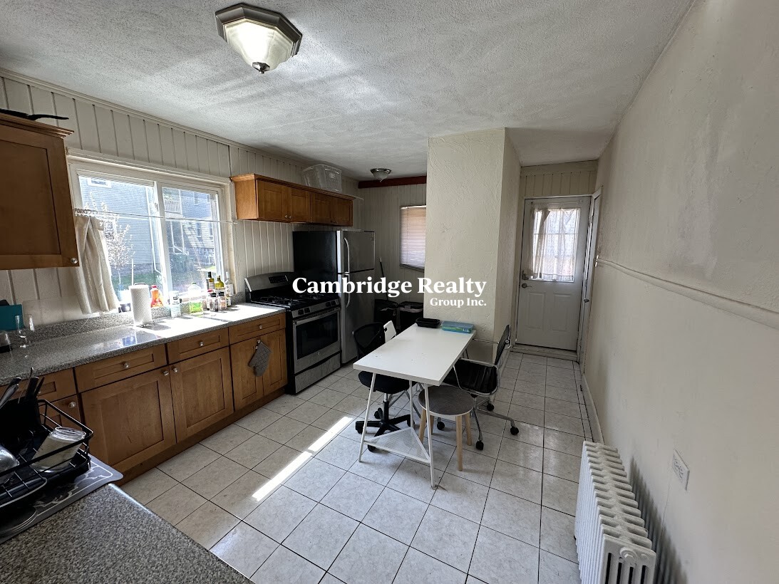 227 Boston Ave, Medford