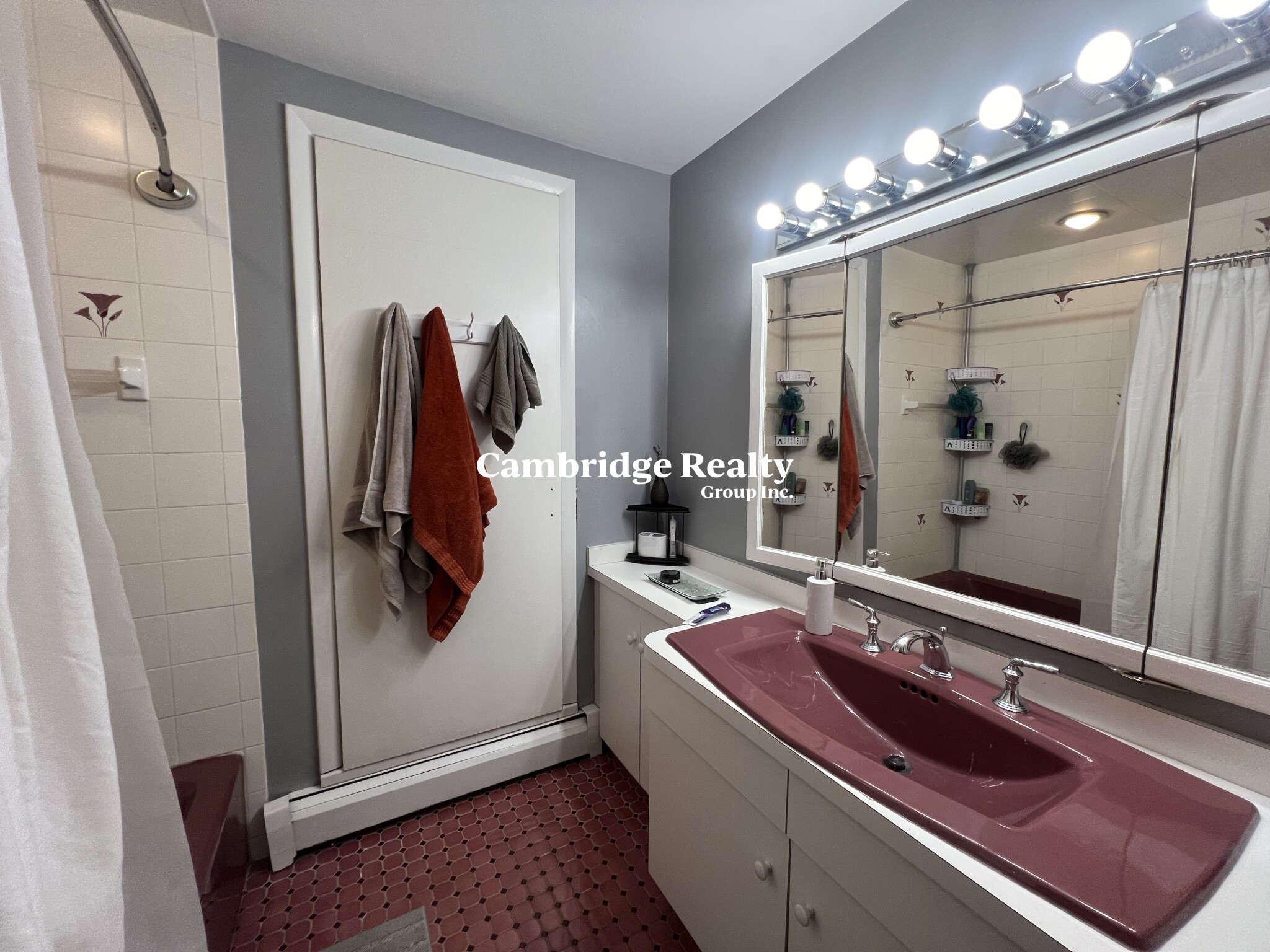 32 Winchester St, South Medford