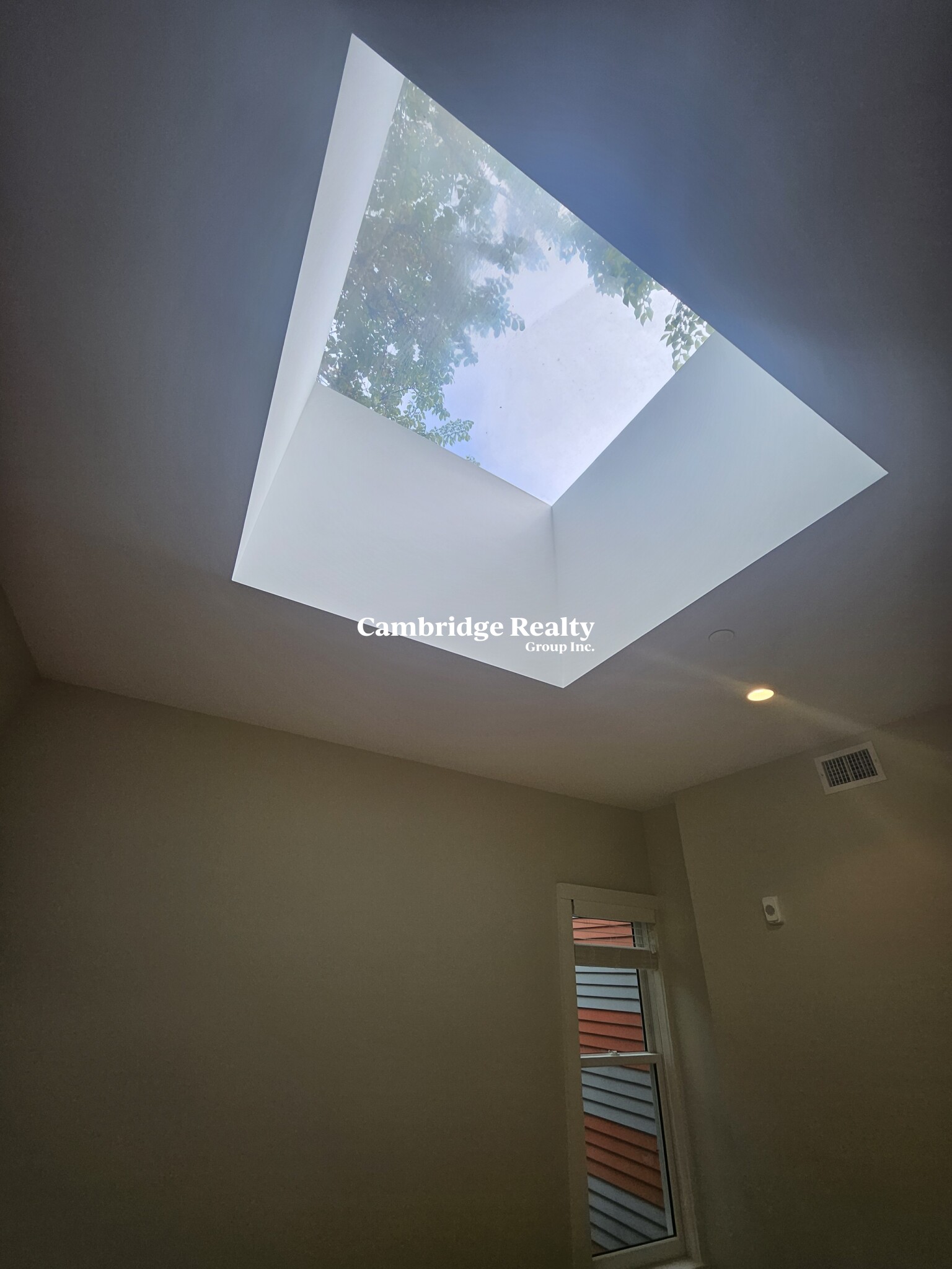 56 John F Kennedy St, Riverside