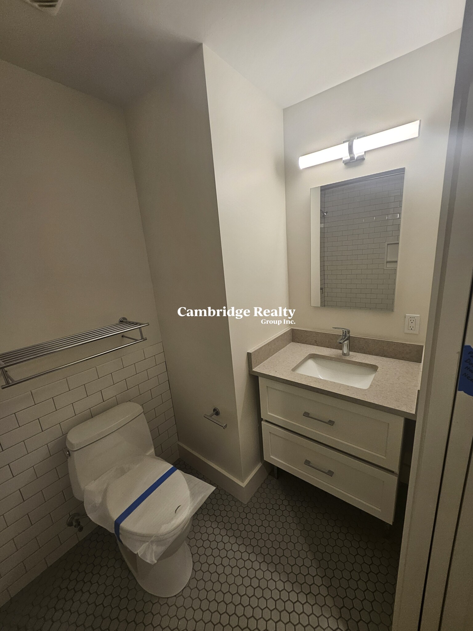 56 John F Kennedy St, Riverside