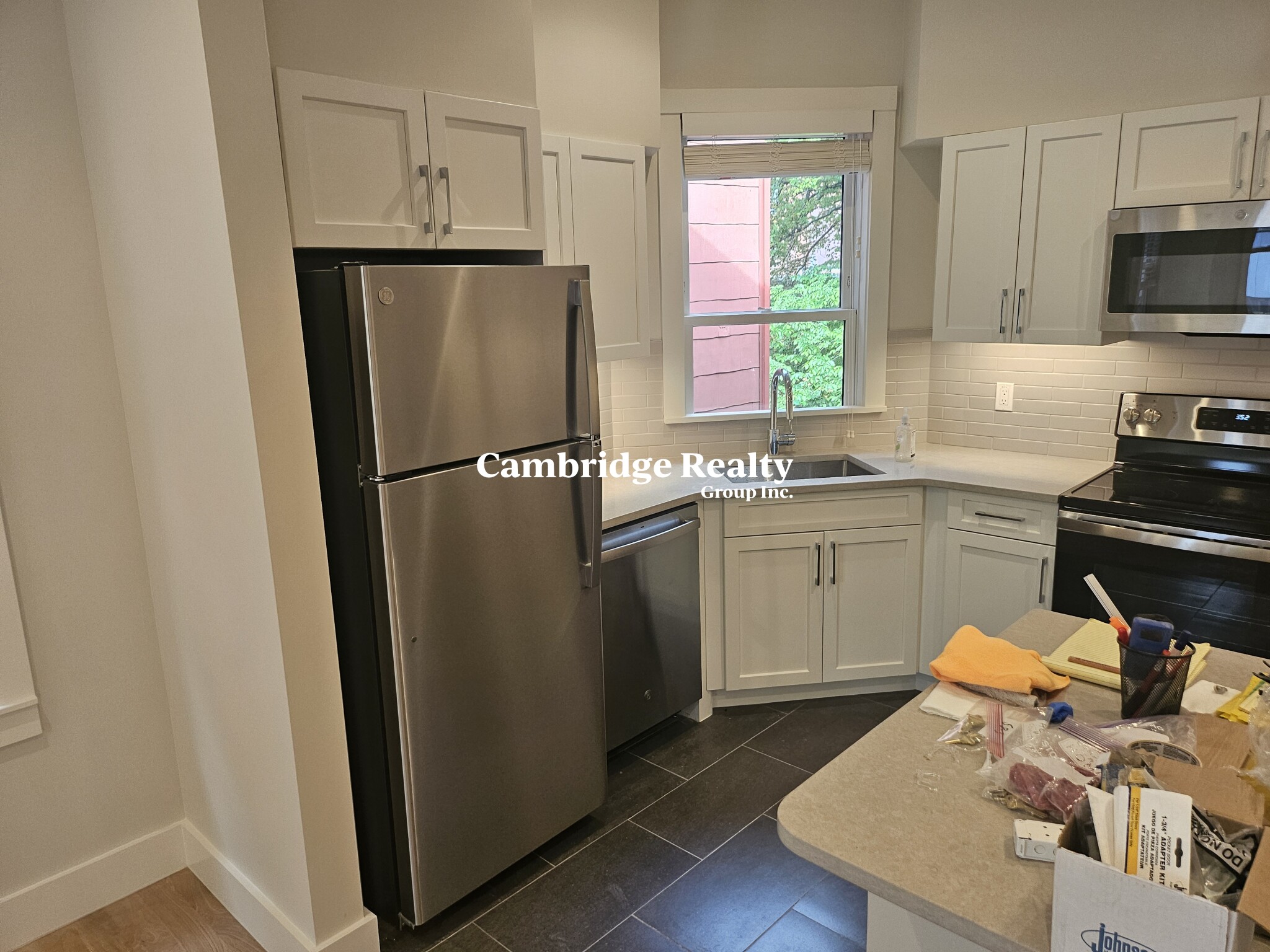 56 John F Kennedy St, Riverside