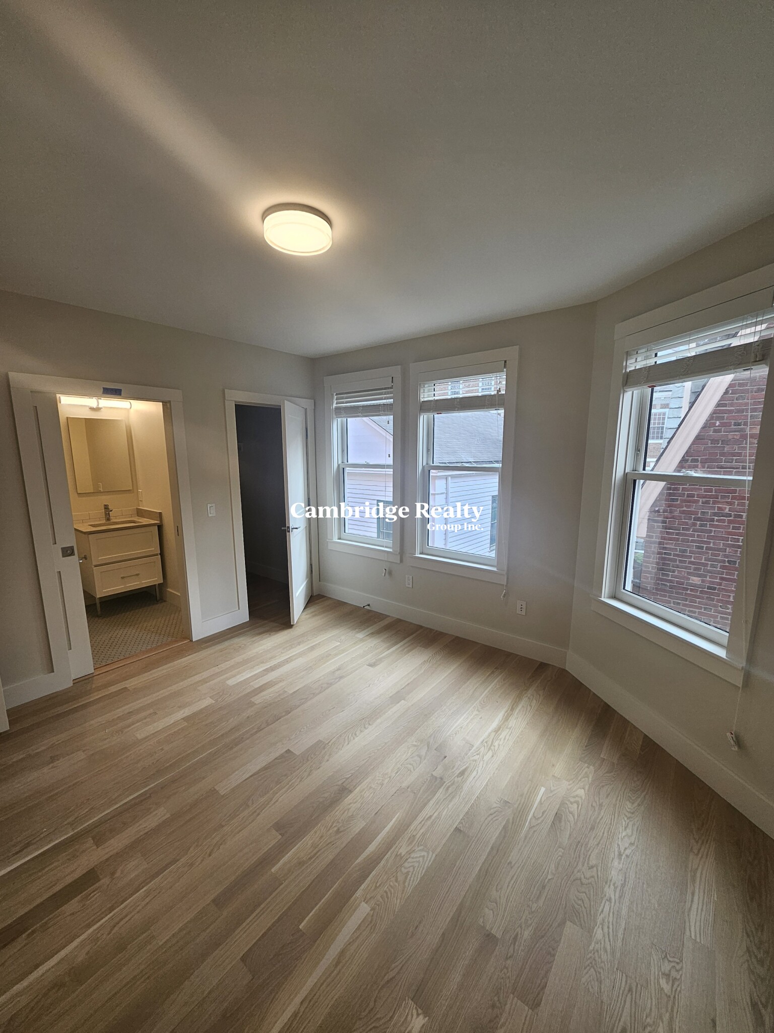 58 John F Kennedy St, Riverside