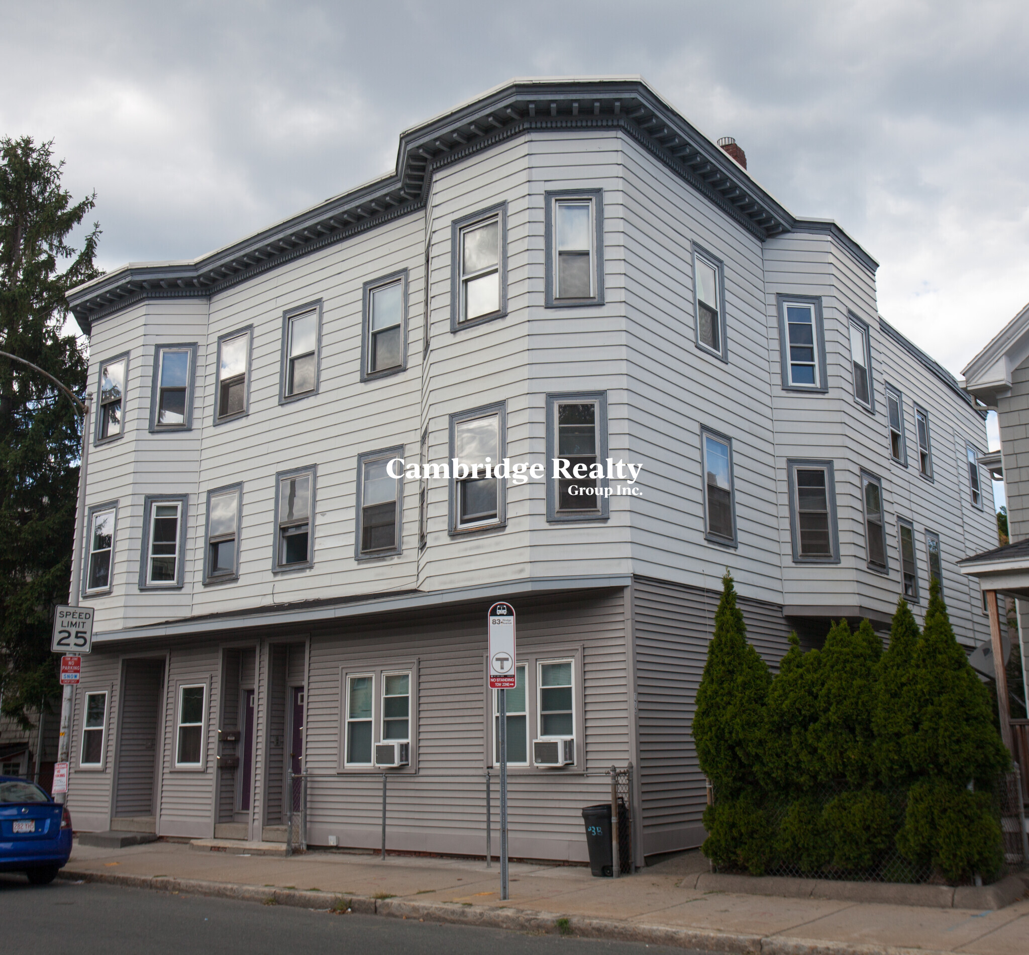 173 Rindge Ave, North Cambridge