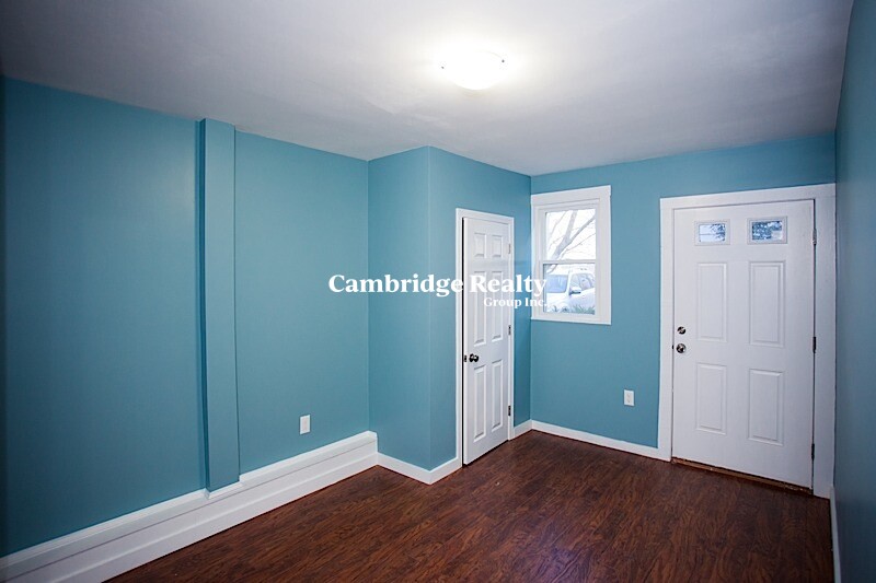 173 Rindge Ave, North Cambridge