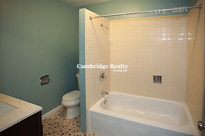 173 Rindge Ave, North Cambridge