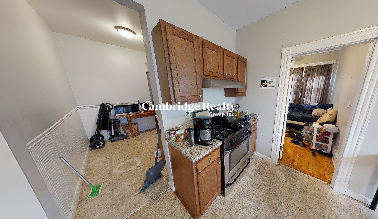 10 Pleasant St, Riverside