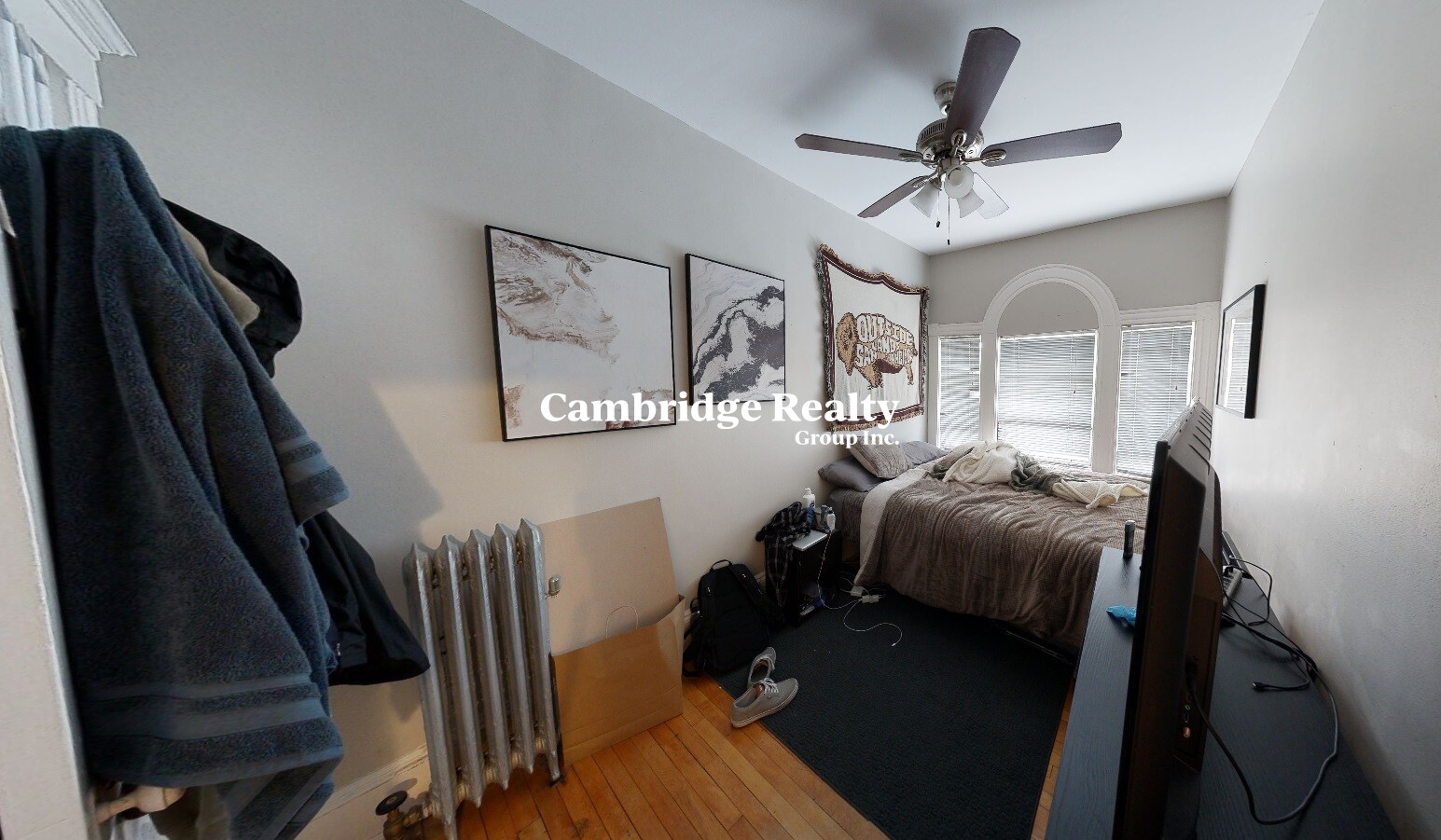 10 Pleasant St, Riverside