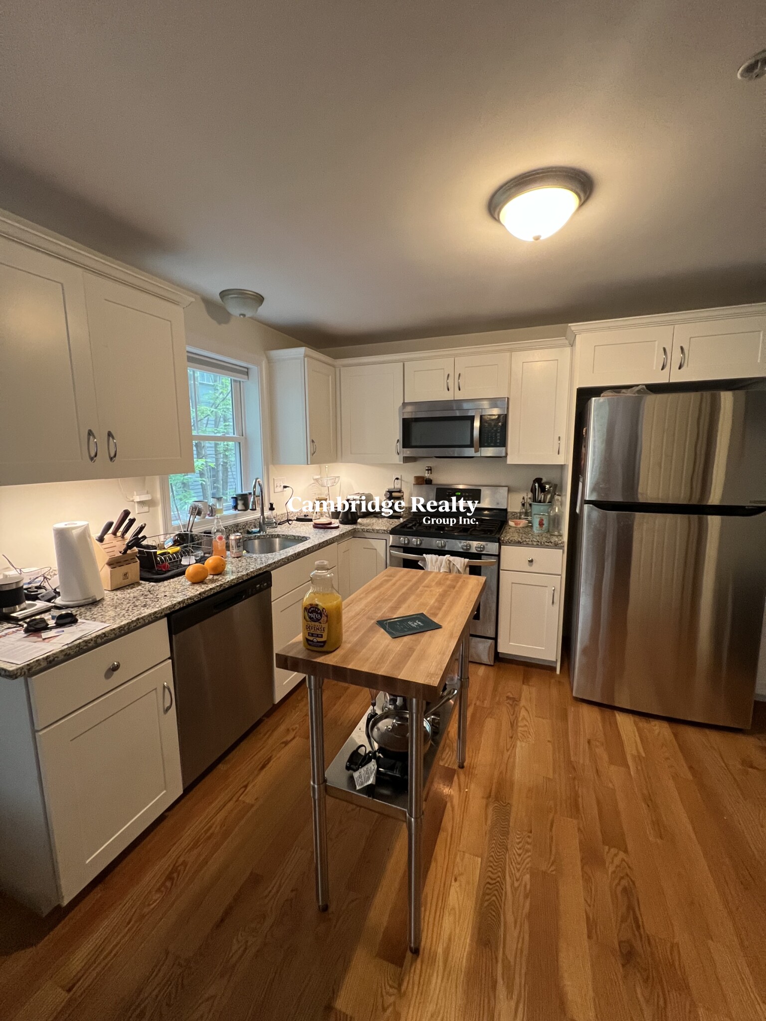 24 Beacon Pl, Ward Two