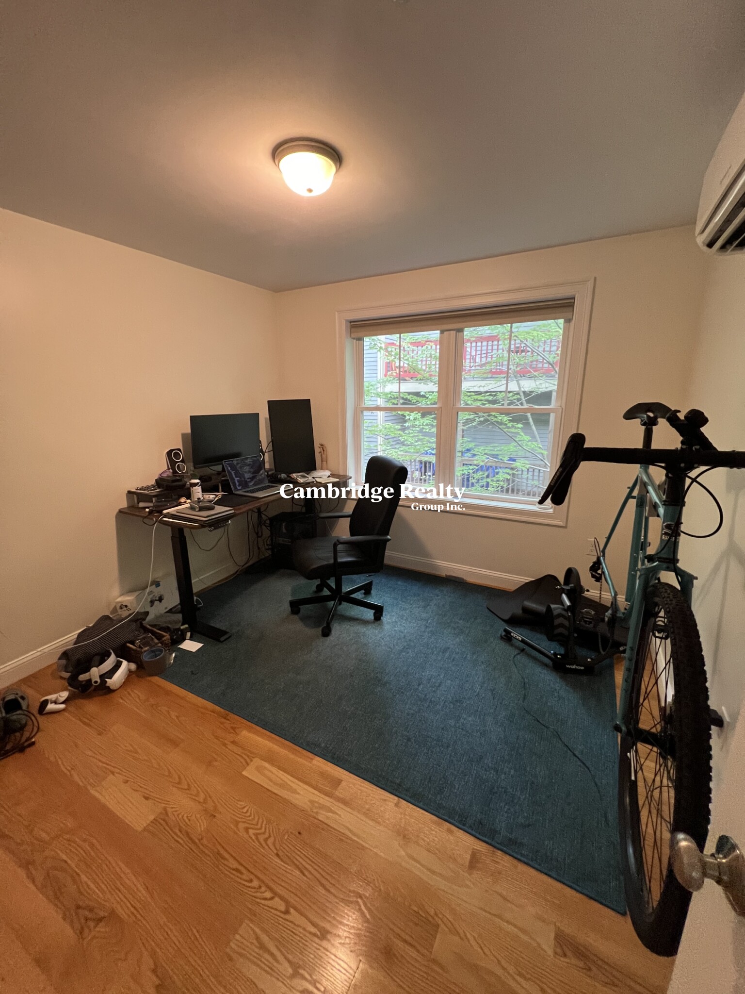 24 Beacon Pl, Ward Two