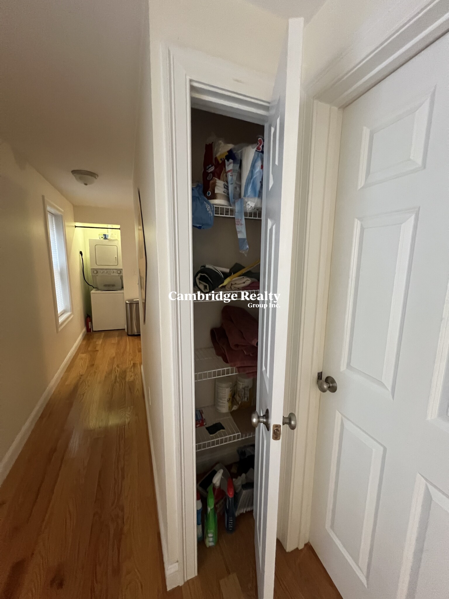 24 Beacon Pl, Ward Two