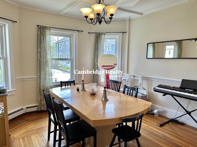 4 Marshall St, Medford