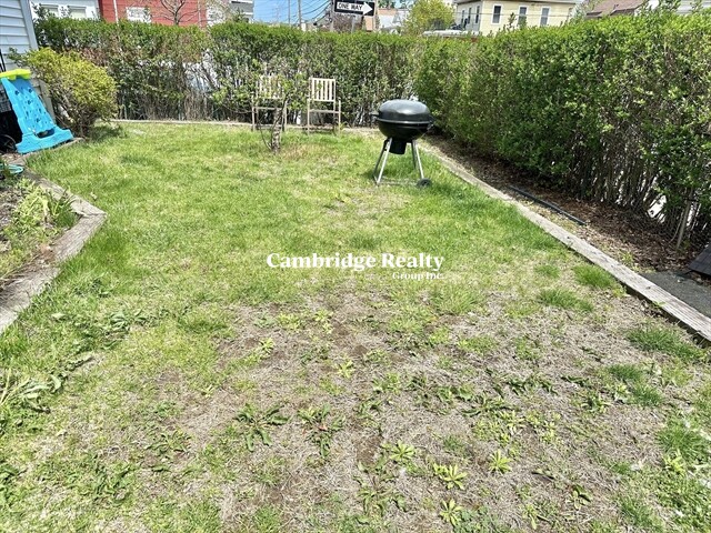 4 Marshall St, Medford