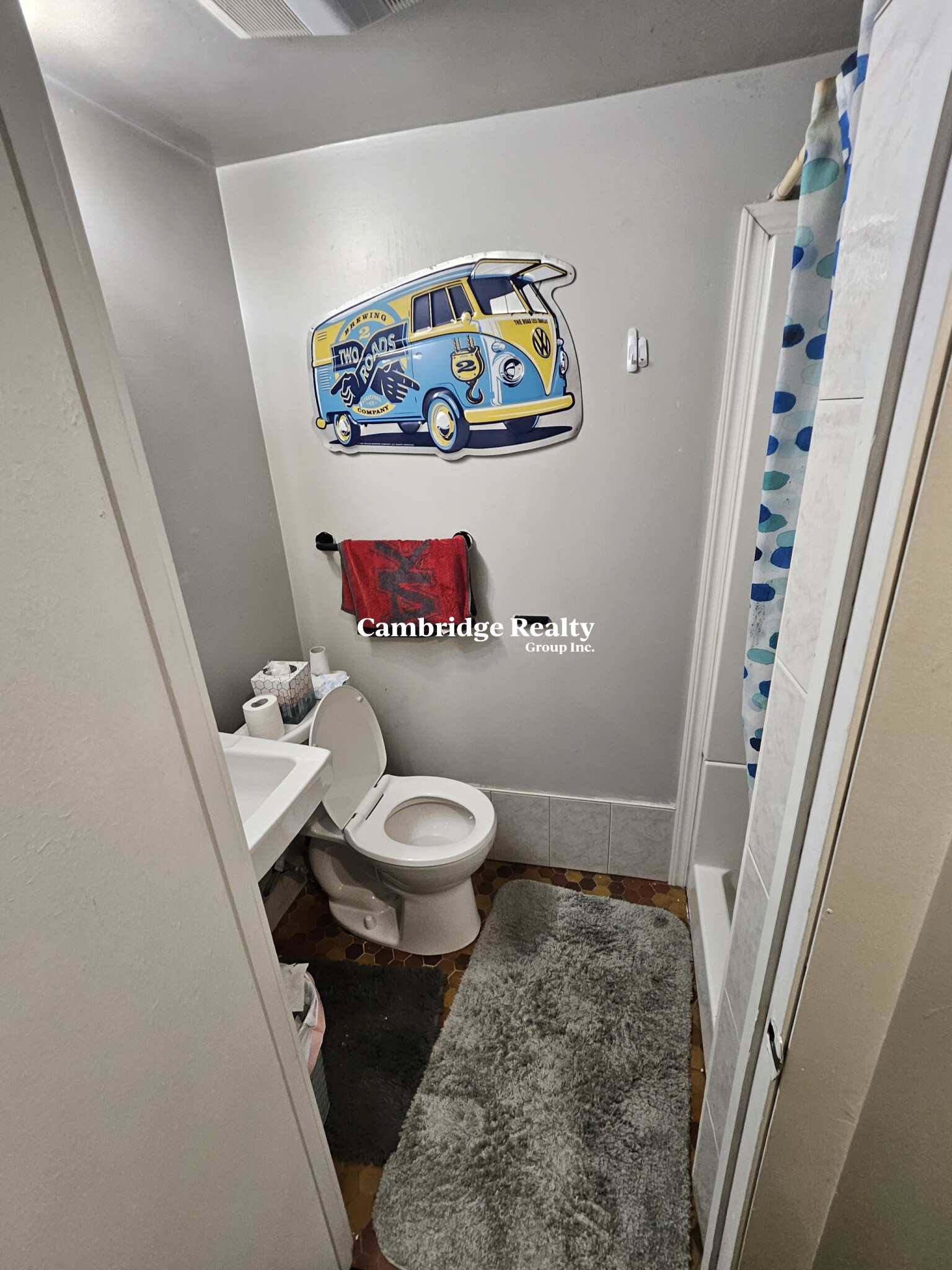 218 Columbia St, The Port