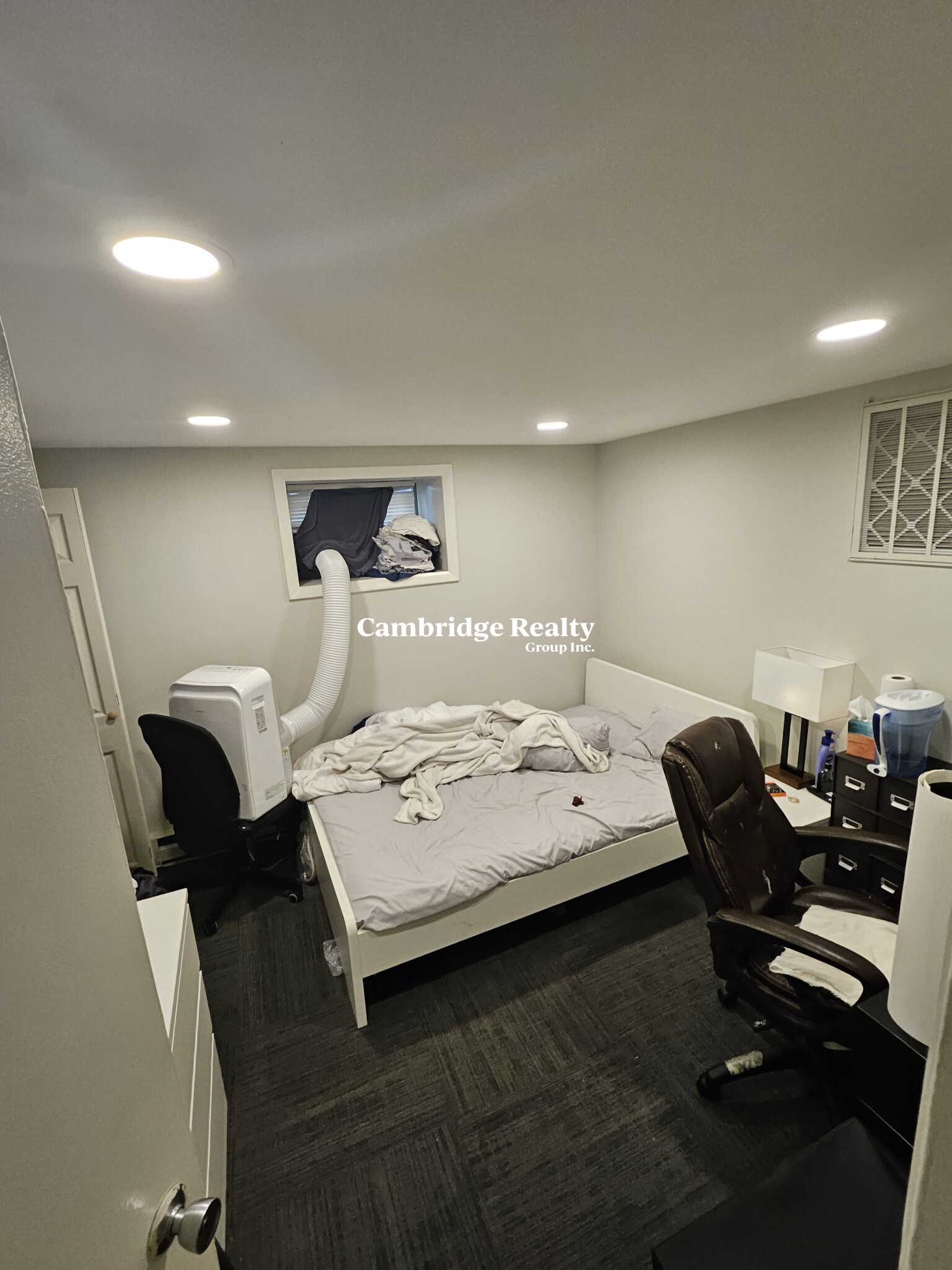 218 Columbia St, The Port